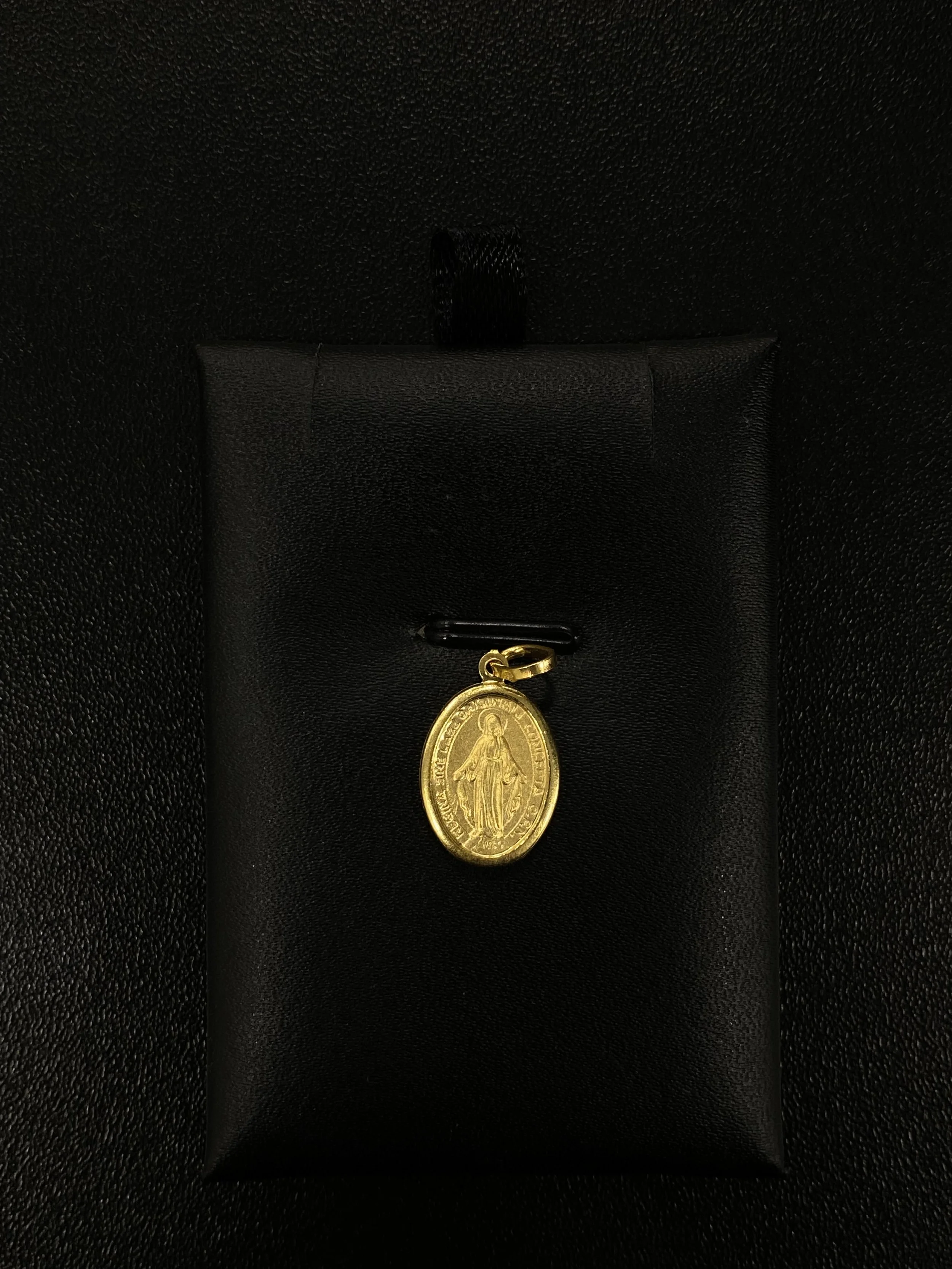 Pendentif vierge Marie