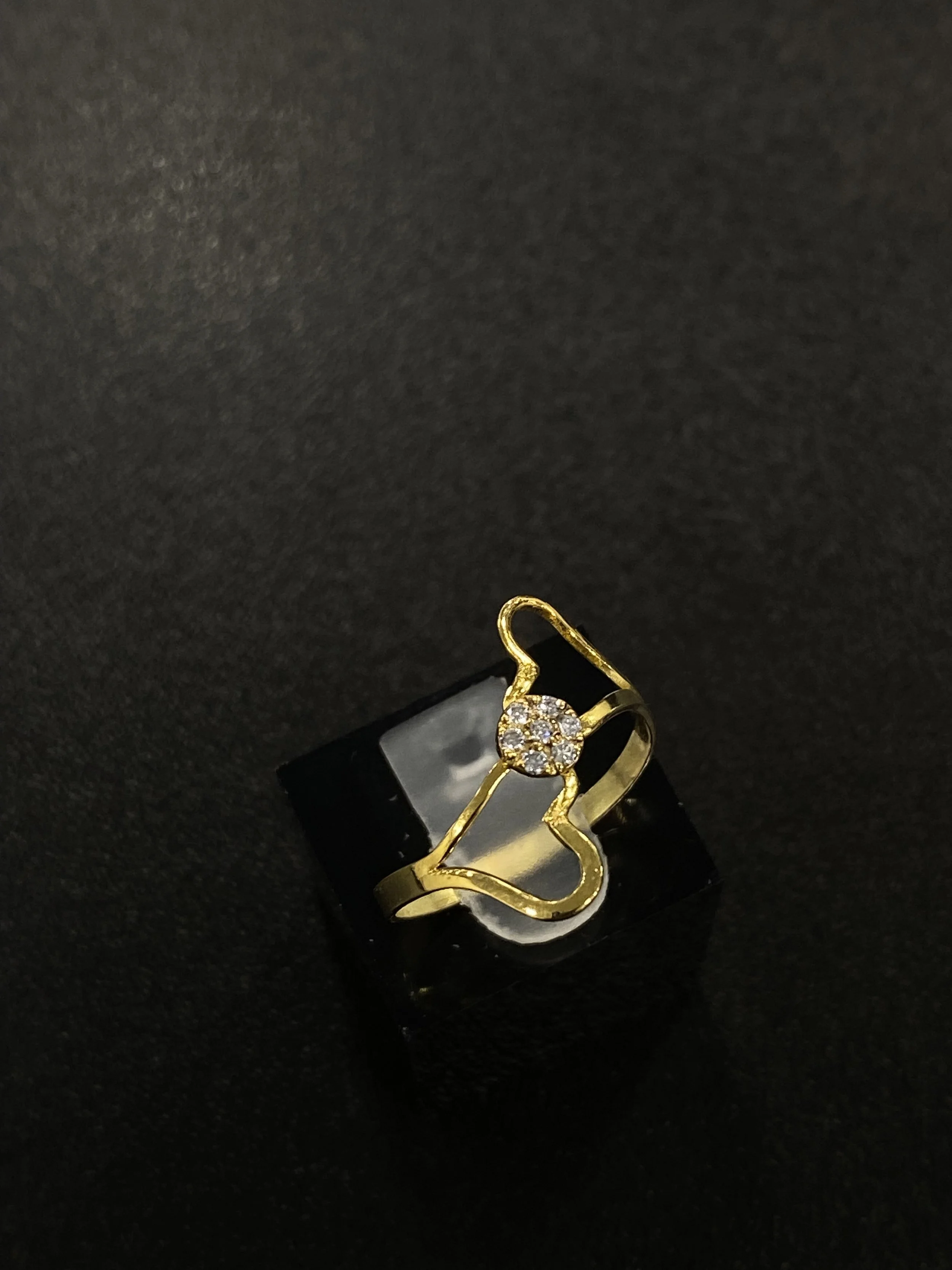 Bague femme 2 coeurs avec pierre blanche