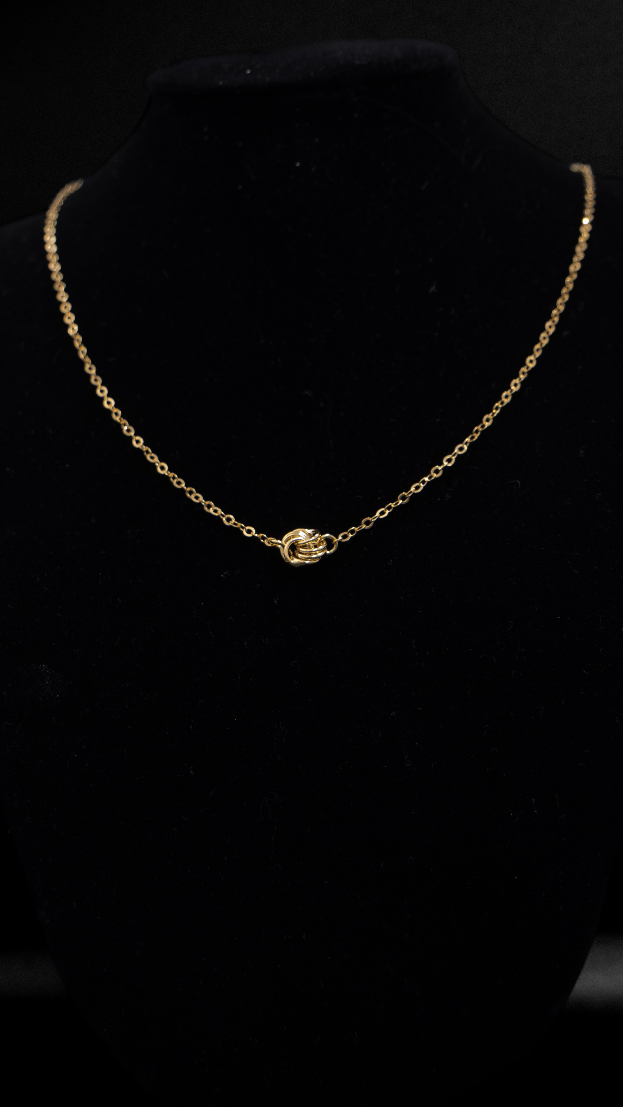 Collier motif macaron