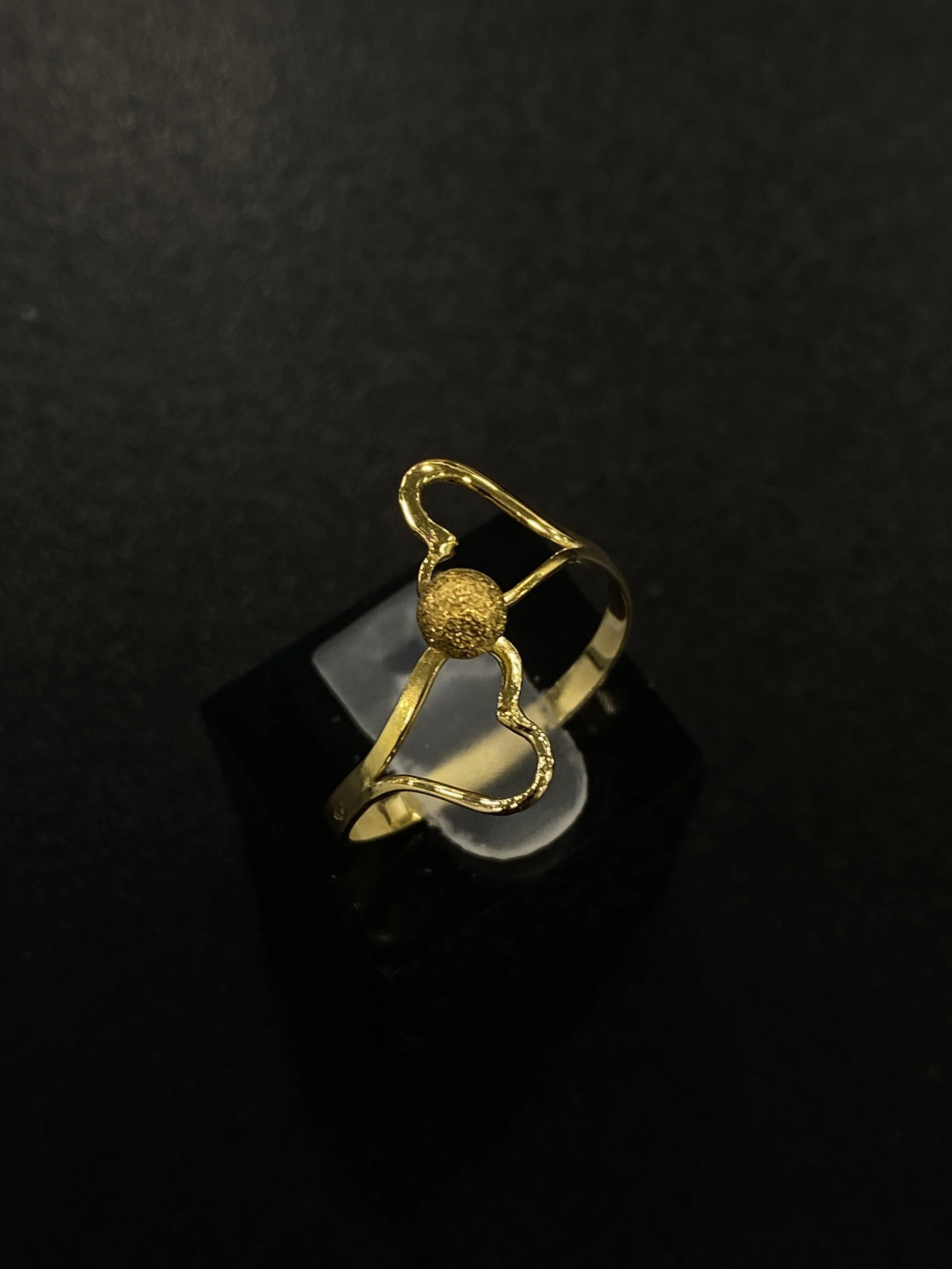 Bague femme 2 coeurs avec boule sablée