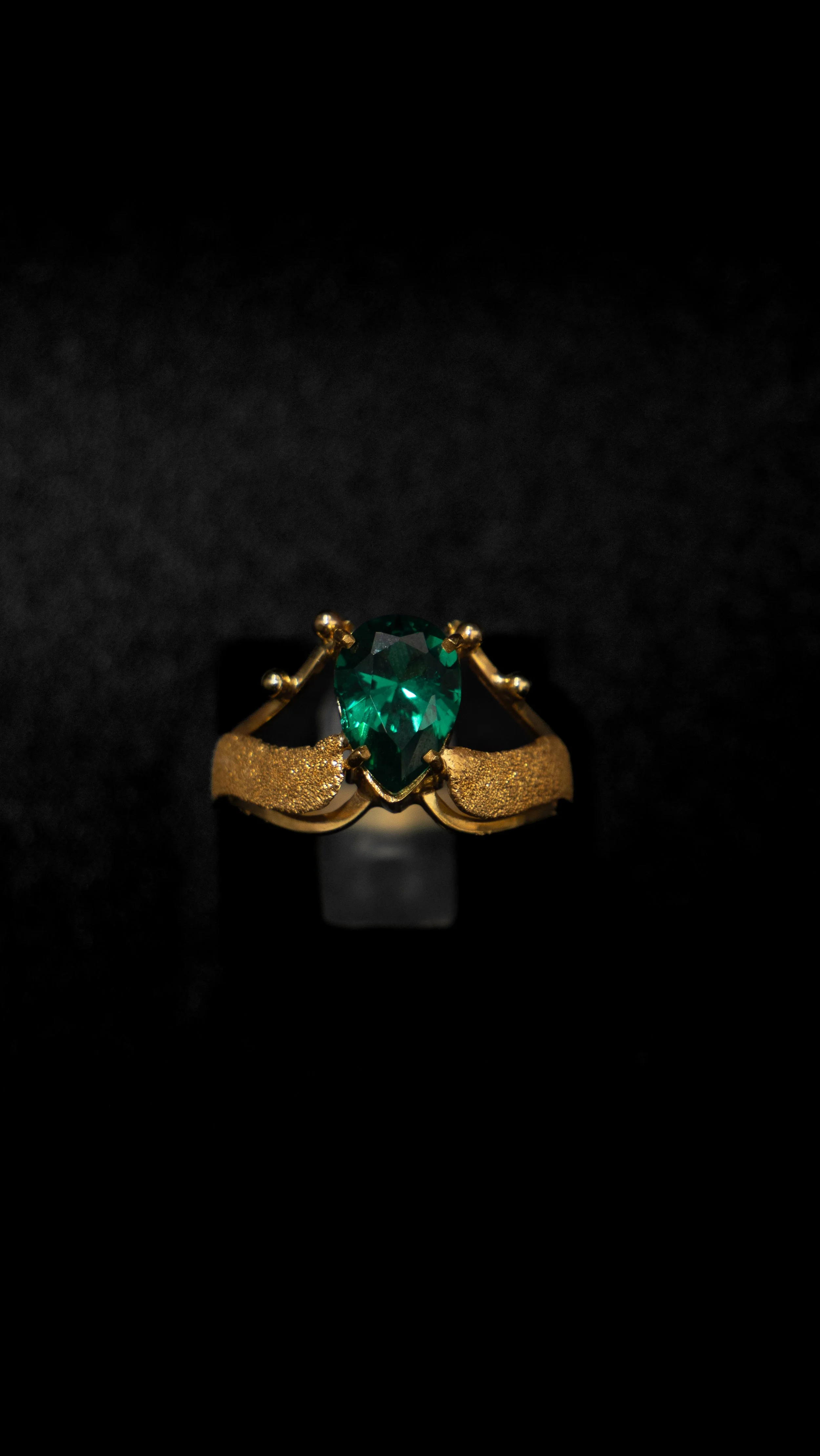 Bague Motif Sablé Pierre Verte