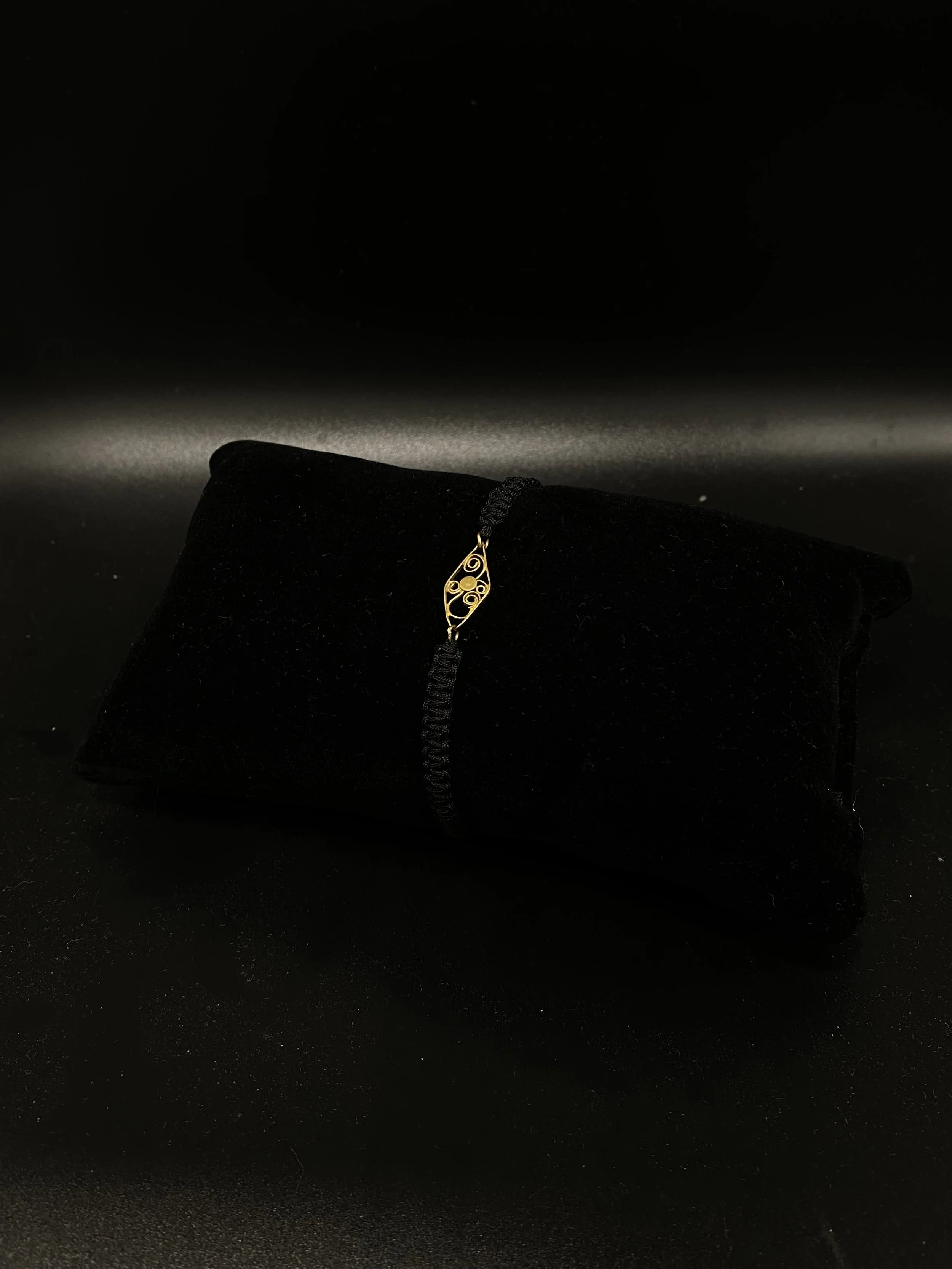 Bracelet enfant tissu motif filigrane losange