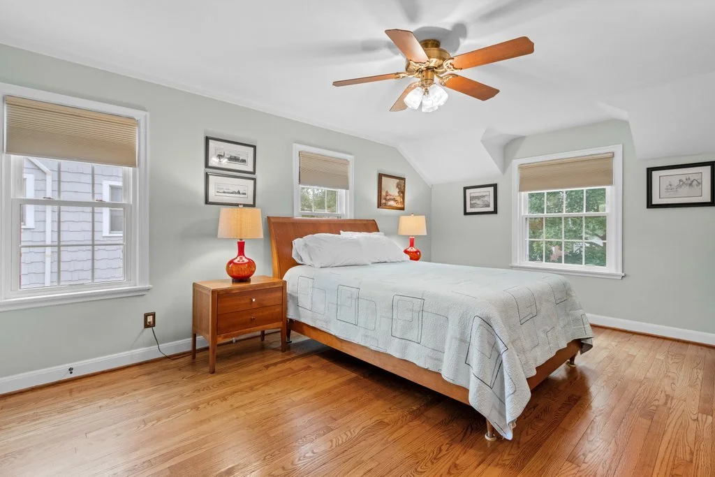 235 Fallis Road-25.jpg-SMALL.JPG
