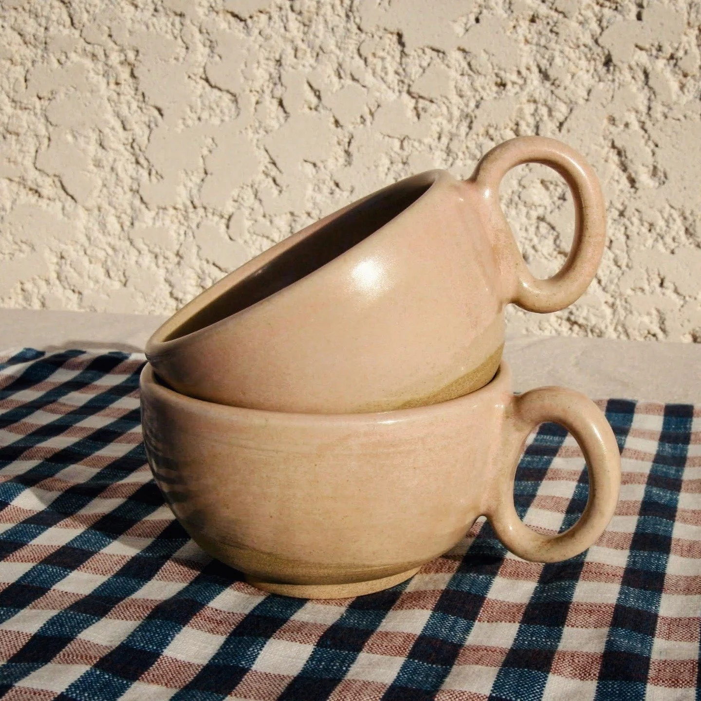 Les jolies tasses &agrave; cappuccino roses🌸