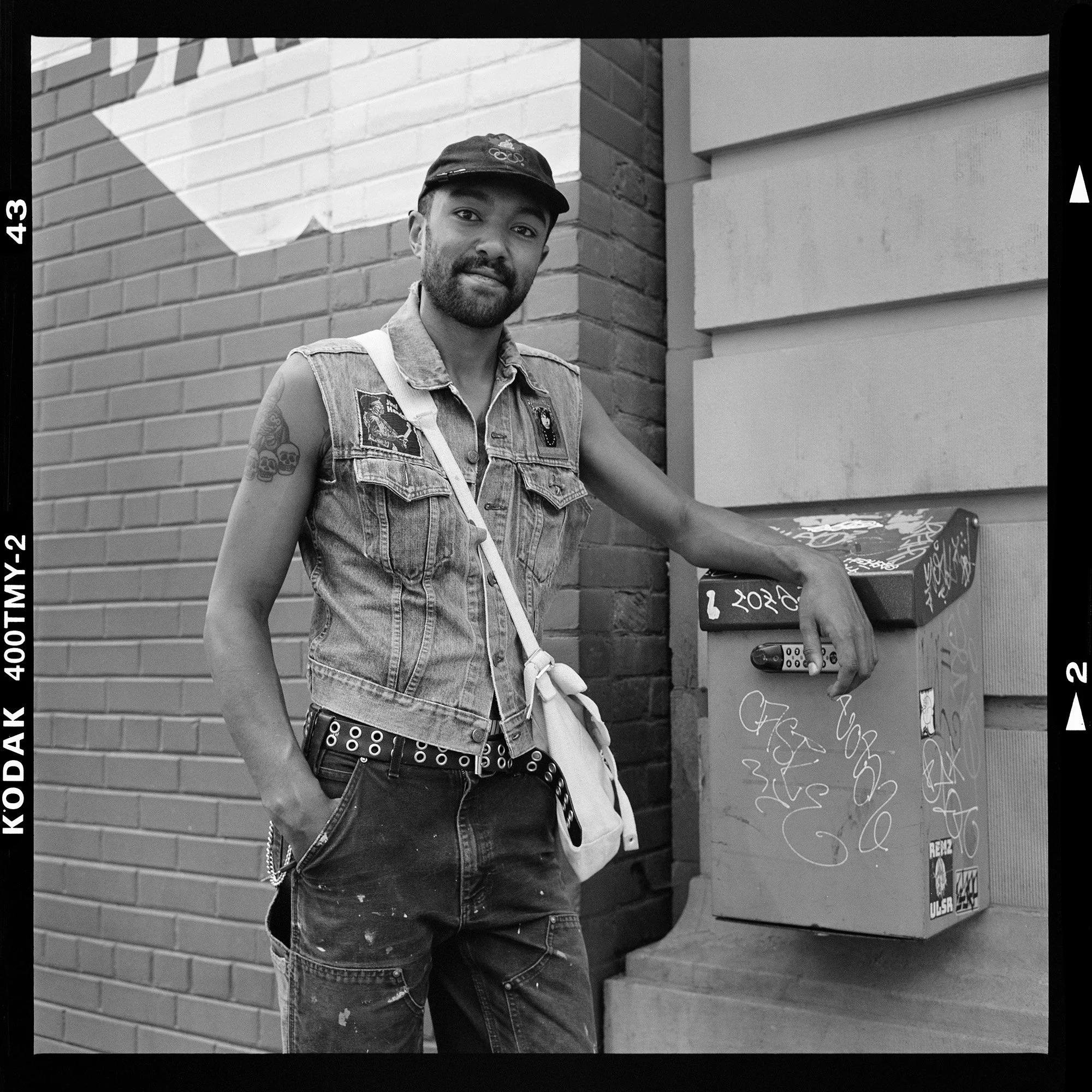 26-08-13-Rollei192-Toronto_SNR3680.jpg