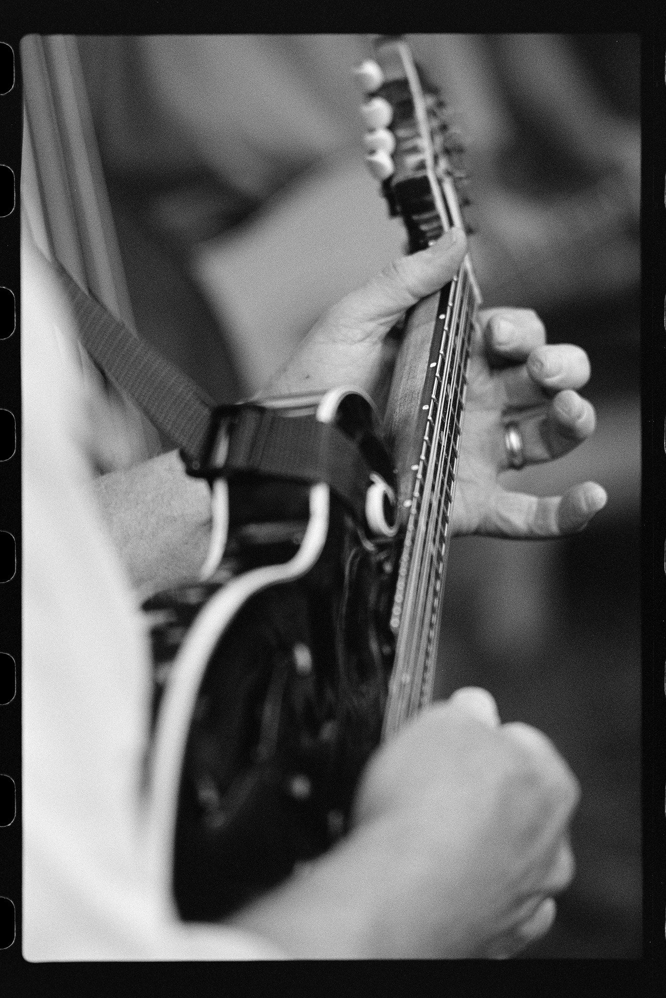 26-06-07-NikonF2-LovelandBluegrass_SNR0796.jpg