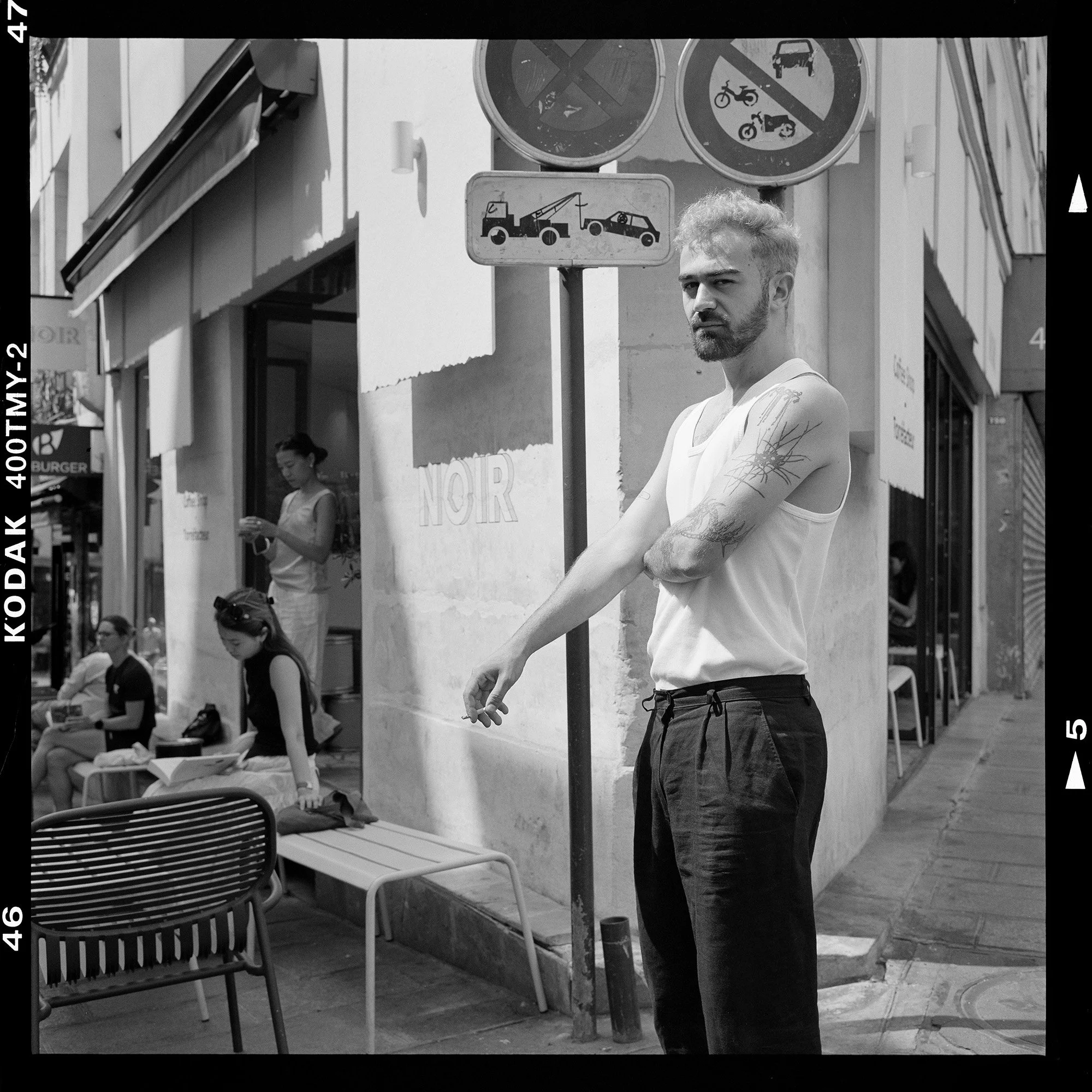 26-07-19A-Rollei192-Paris_SNR3469.jpg