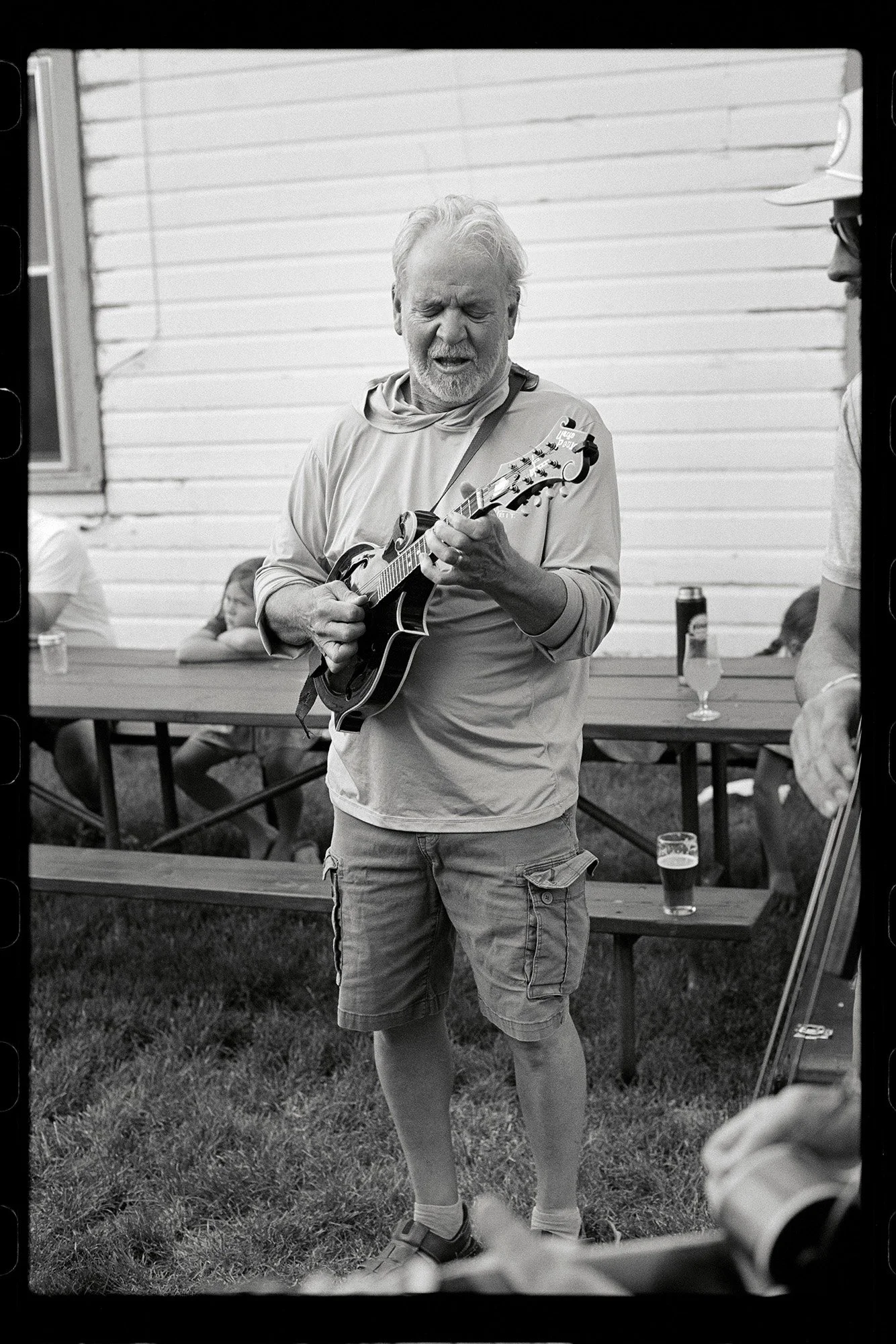 26-06-07-NikonF2-LovelandBluegrass_SNR0783.jpg