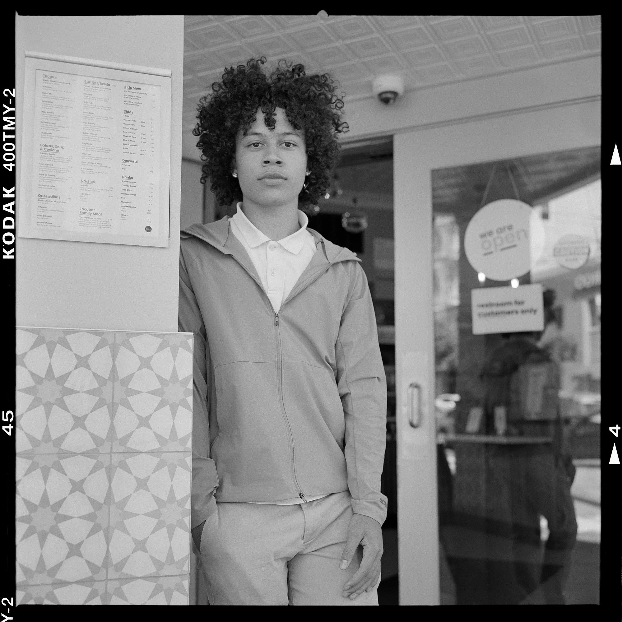 26-04-22-Rollei477-SanFran-Filmore_SNR0527.jpg