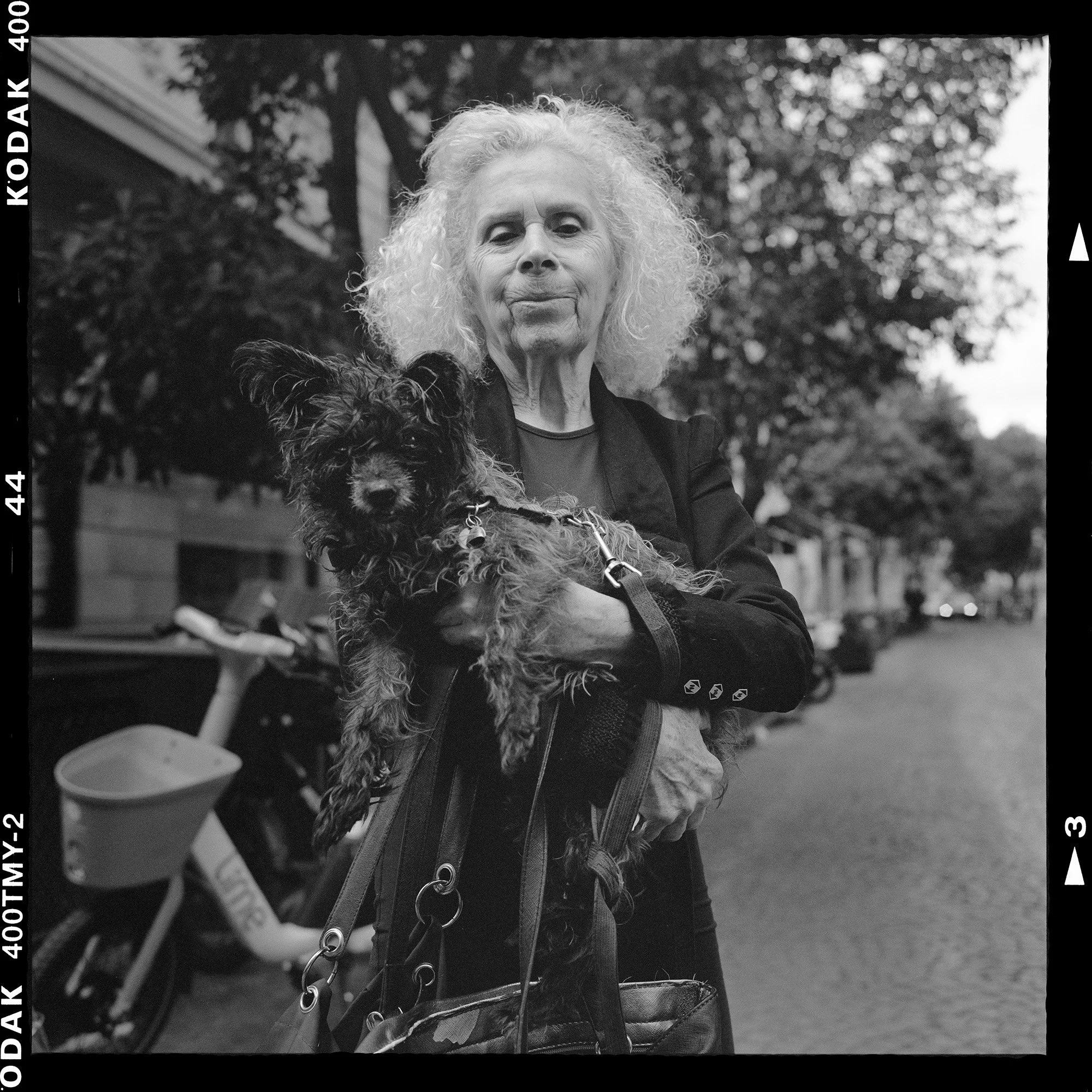 26-07-19A-Rollei192-Paris_SNR3467.jpg