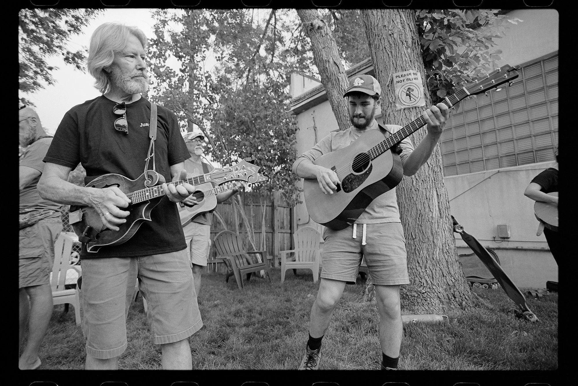 26-06-07-NikonF2-LovelandBluegrass_SNR0793.jpg