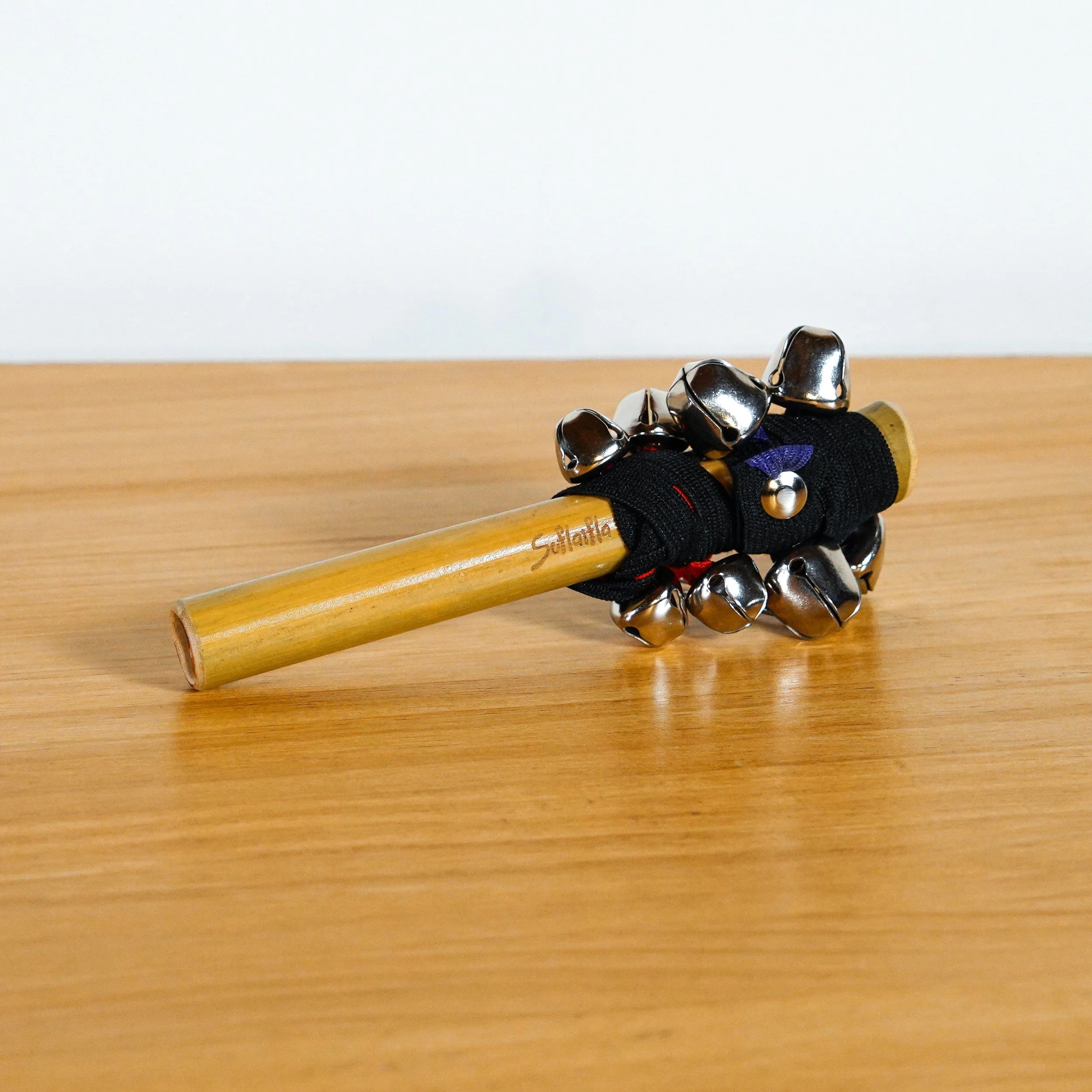 pulsera sonora de cascabeles bambú suflaifla instrumento educativo