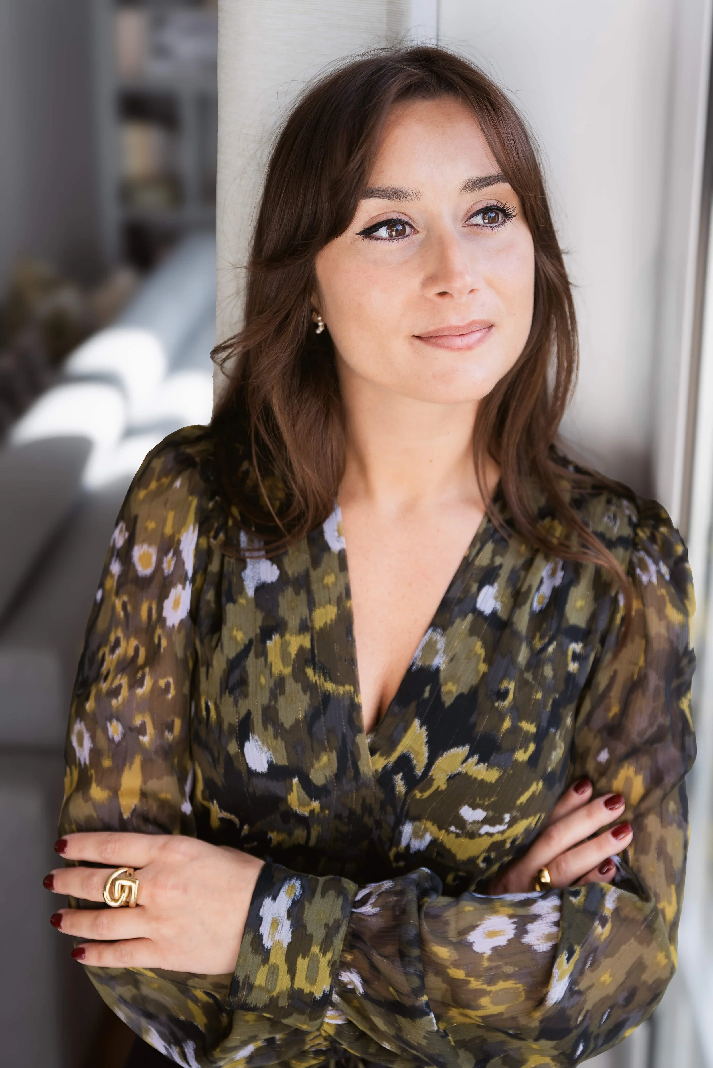 Manon-paris-Studiosiire-personal-portraits-headshots-.jpg