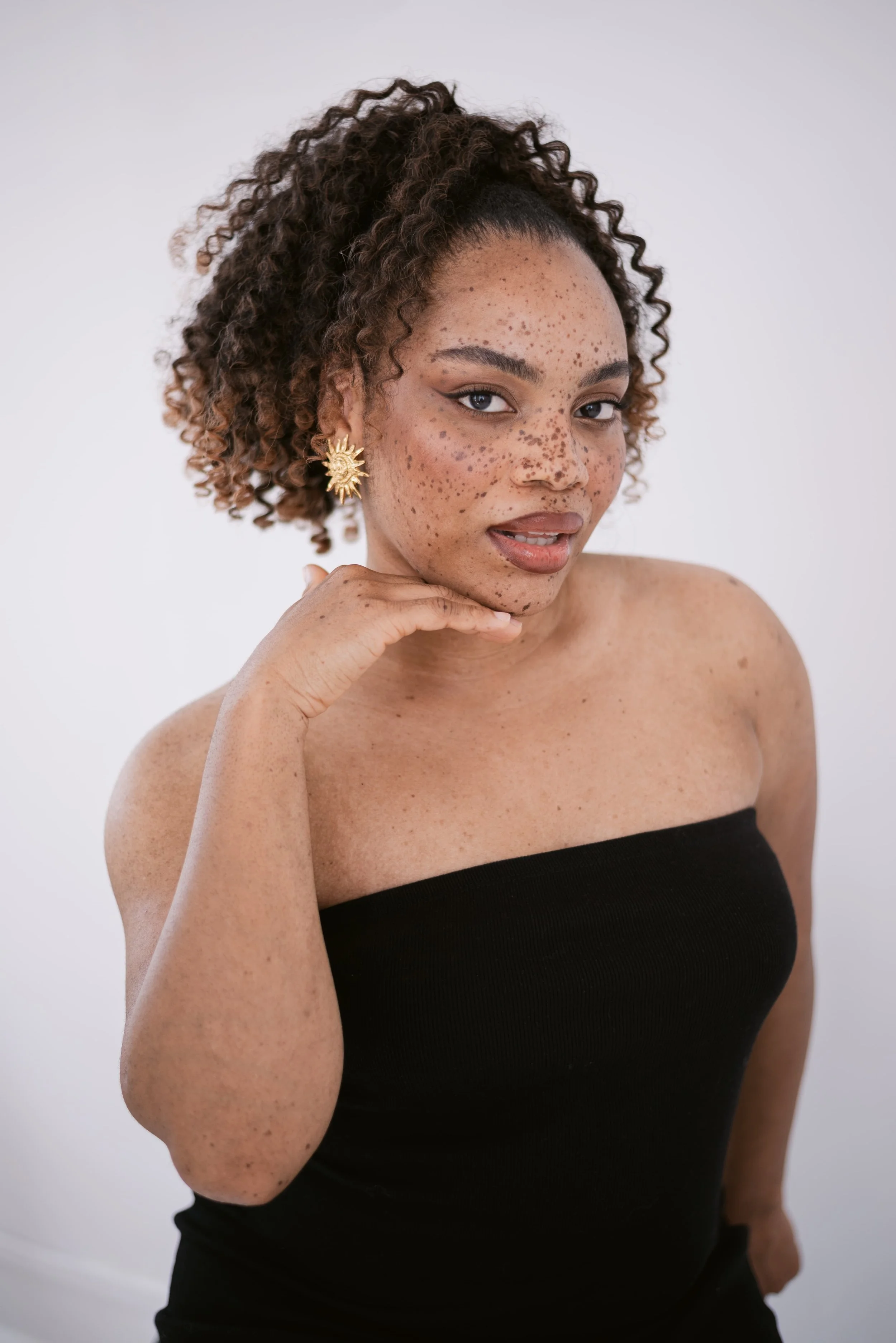  Celine-portraits-studiosiire-paris-8-nano.jpg
