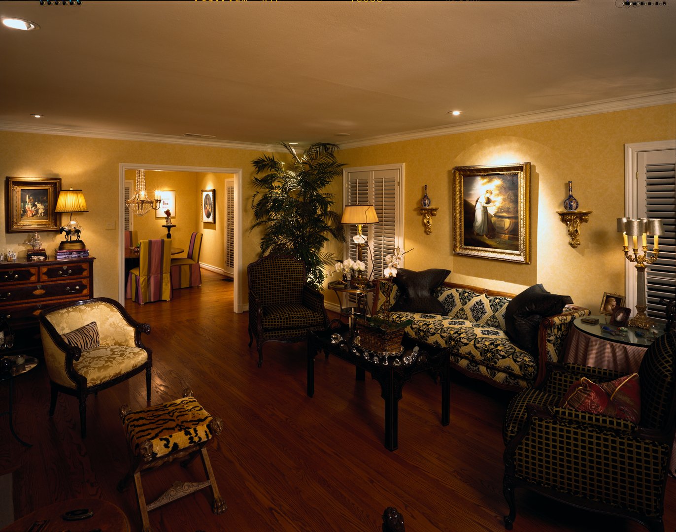 indoor1.jpg