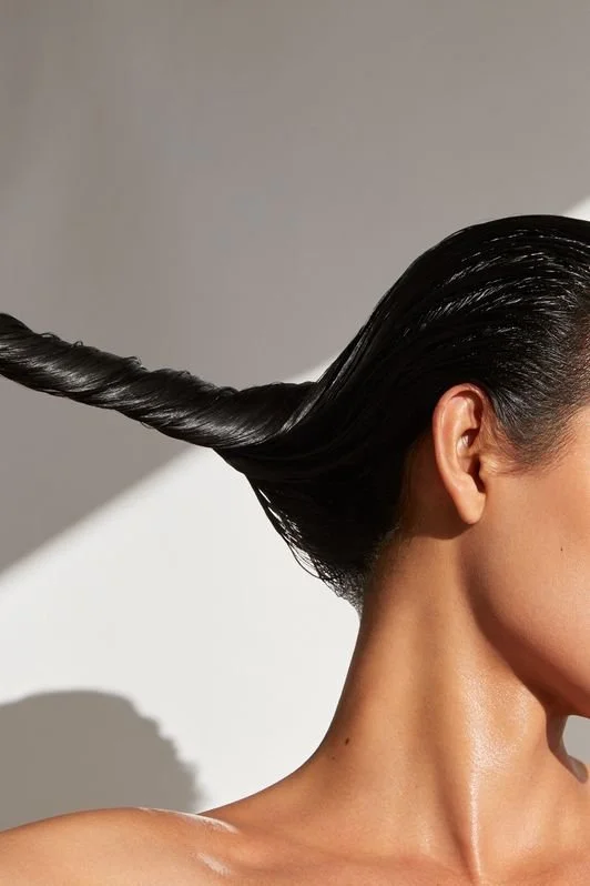 How Plasma Therapy Helps With Hair Restoration