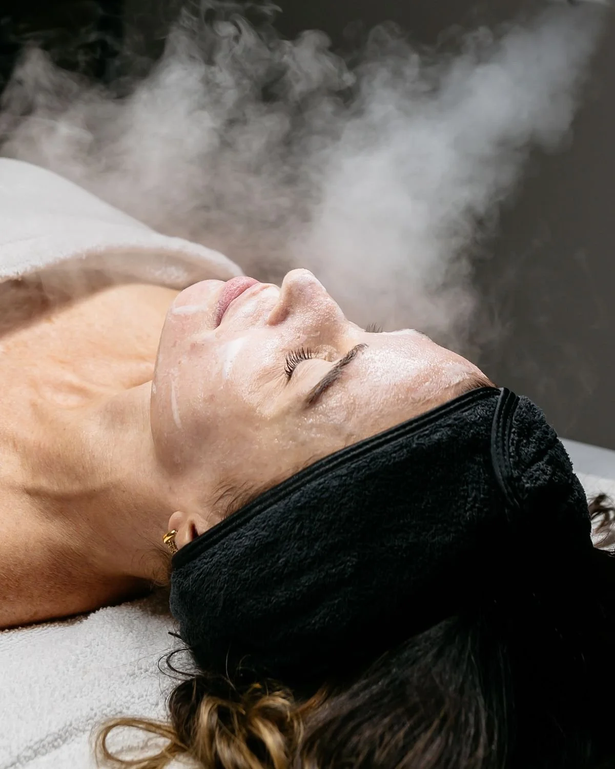Facials for Sensitive Skin: What to Look For