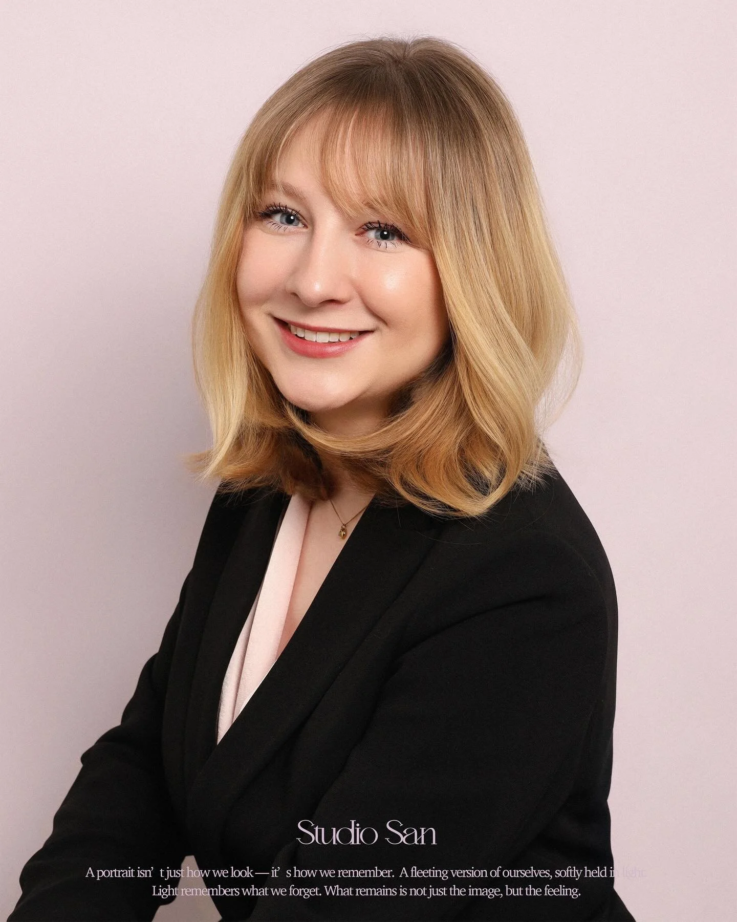 She had an absolutely beautiful smile💜 Perfect for professional photos like LinkedIn or conference.