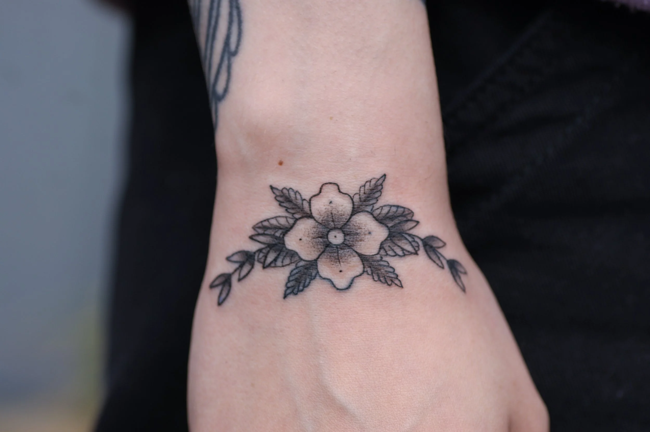 Flower Hand Cuff