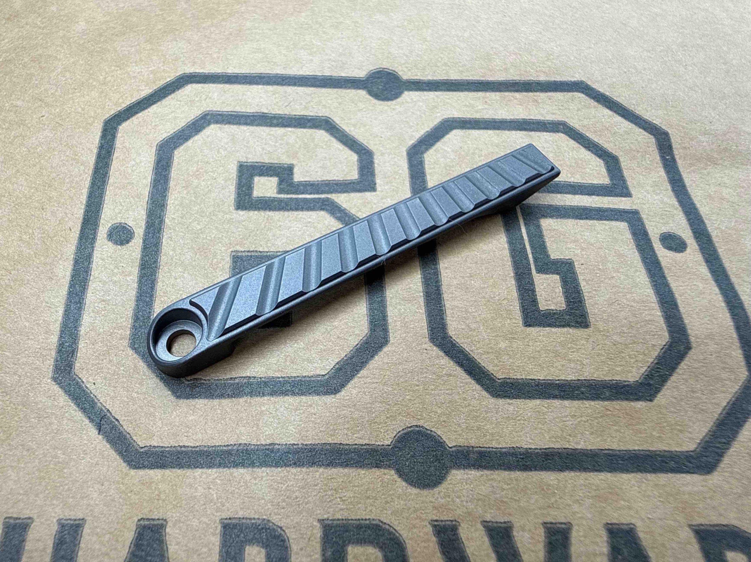 6G Highlander Large SEBENZA 21 STARBURST CLIP (GB)