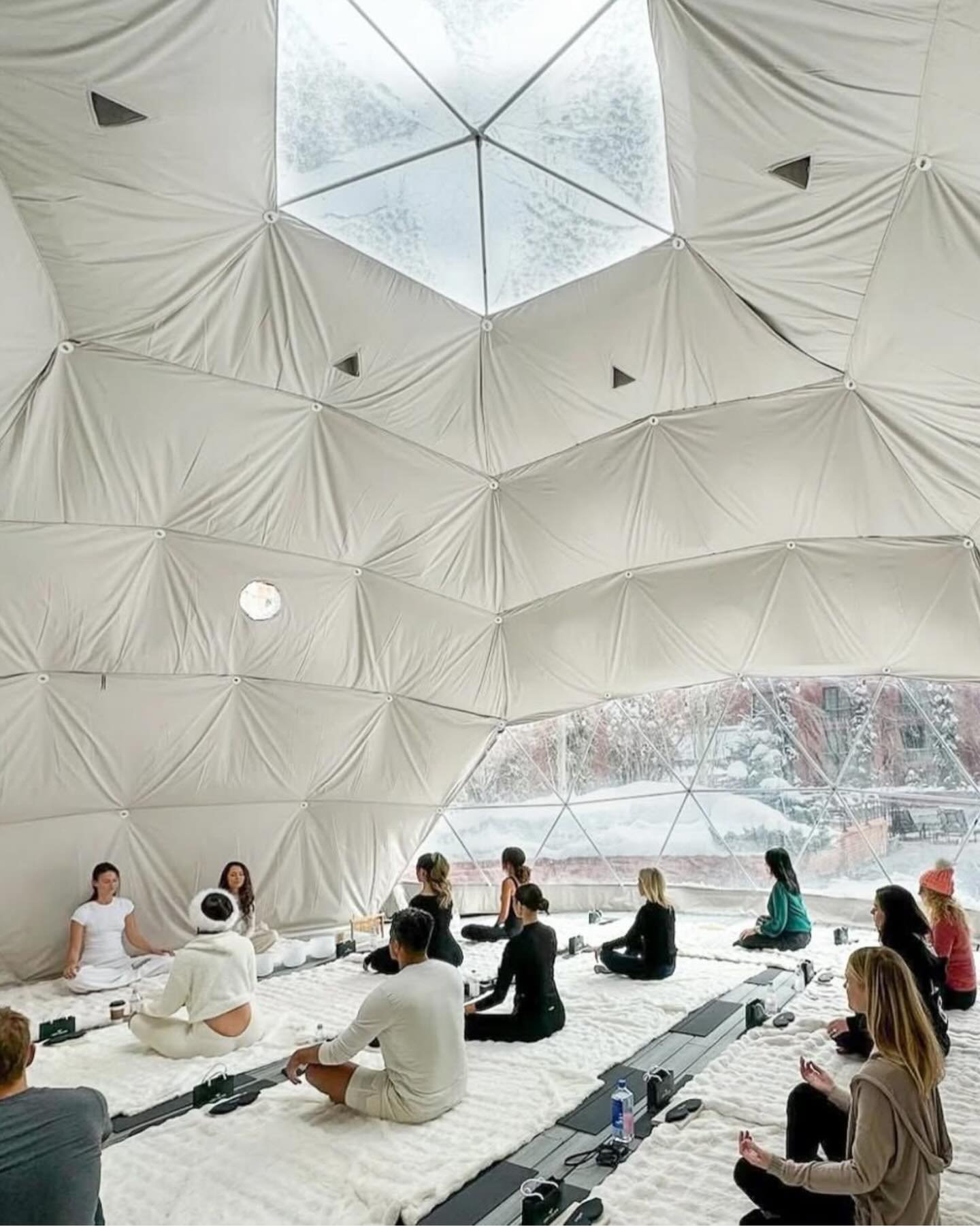 The mountain has become the new runway.

Cold air, crackling fire pits, the sound of snow underfoot, winter is no longer just a season. For luxury brands, it has become the most powerful sensory stage on earth. The slopes are where atmosphere becomes