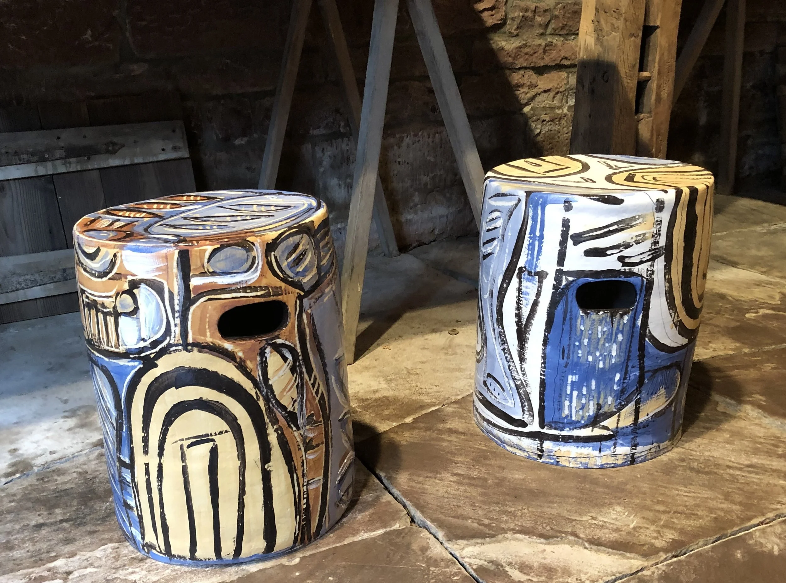 Hocker / zwei Varianten / verkauft