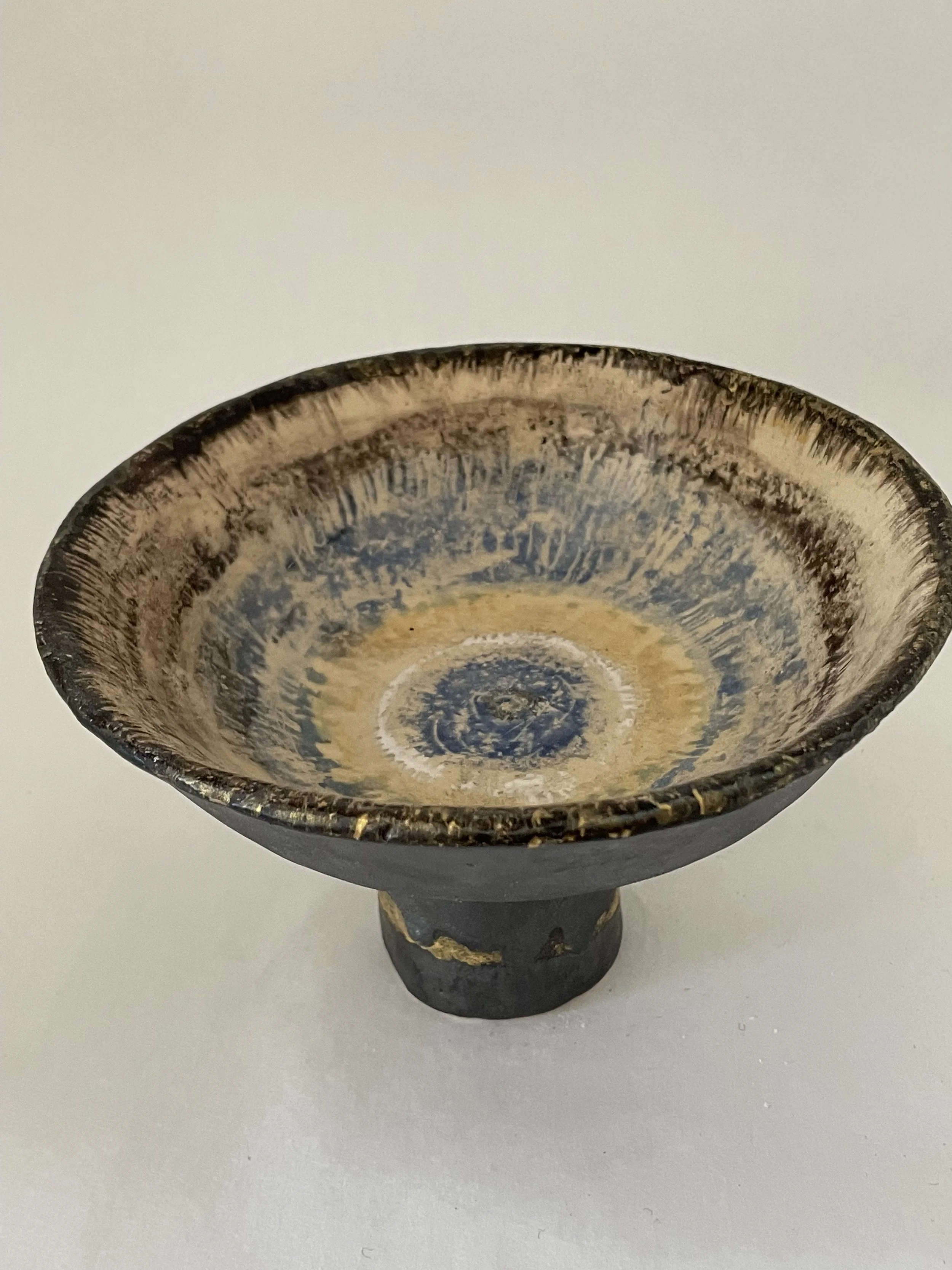 Kleine Schale mit Fuß / verkauft