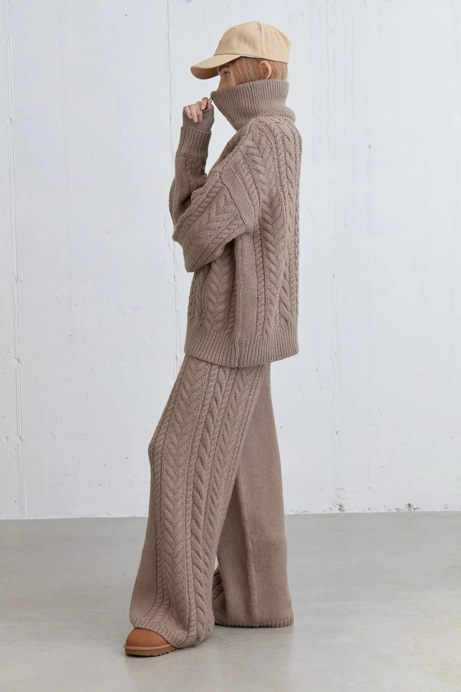 Sweater-11316_Taupe_20Grey-5.jpg
