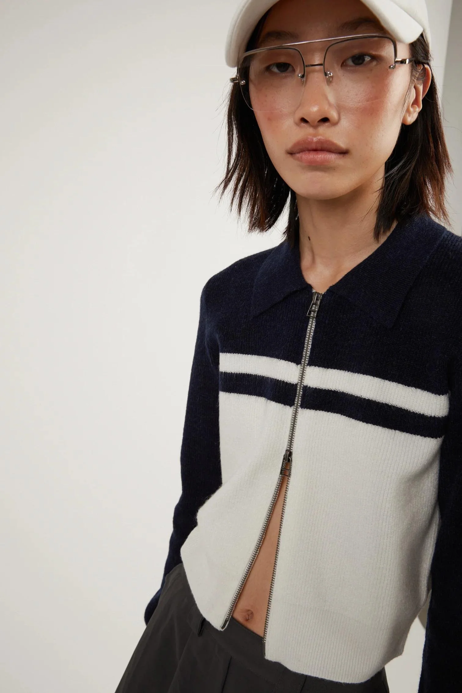 Cardigan-10779_Cream_20Navy_20Blazer-8.jpg