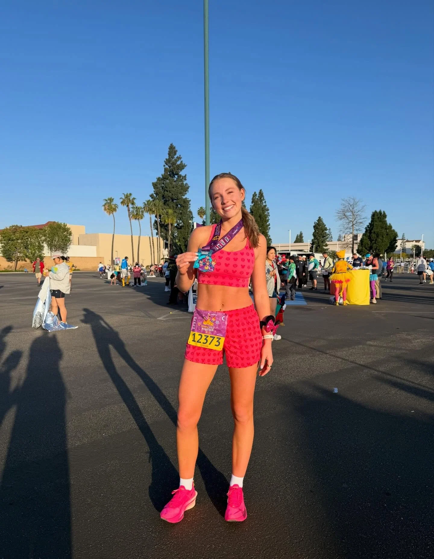 Studio Sunless tan makes you run faster 🏃&zwj;♀️😉

Congrats @madisonkocina on your Disneyland marathon! So proud of you! 

𝗕𝗼𝗼𝗸𝗶𝗻𝗴 𝗹𝗶𝗻𝗸 𝗶𝗻 𝗯𝗶𝗼! 
𝘄𝘄𝘄.𝘀𝘁𝘂𝗱𝗶𝗼𝘀𝘂𝗻𝗹𝗲𝘀𝘀.𝗰𝗼𝗺

#spraytanartist #spraytan #disneyland #marath