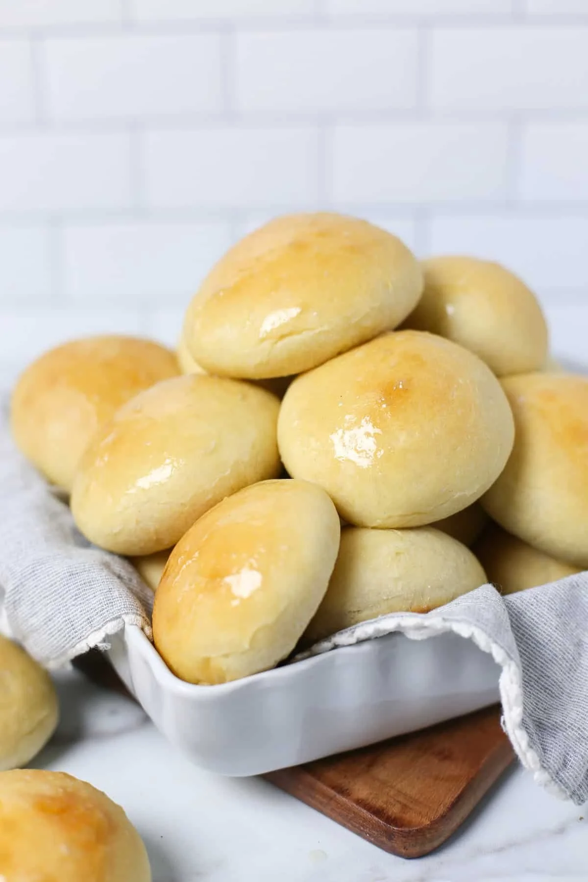 Dinner rolls