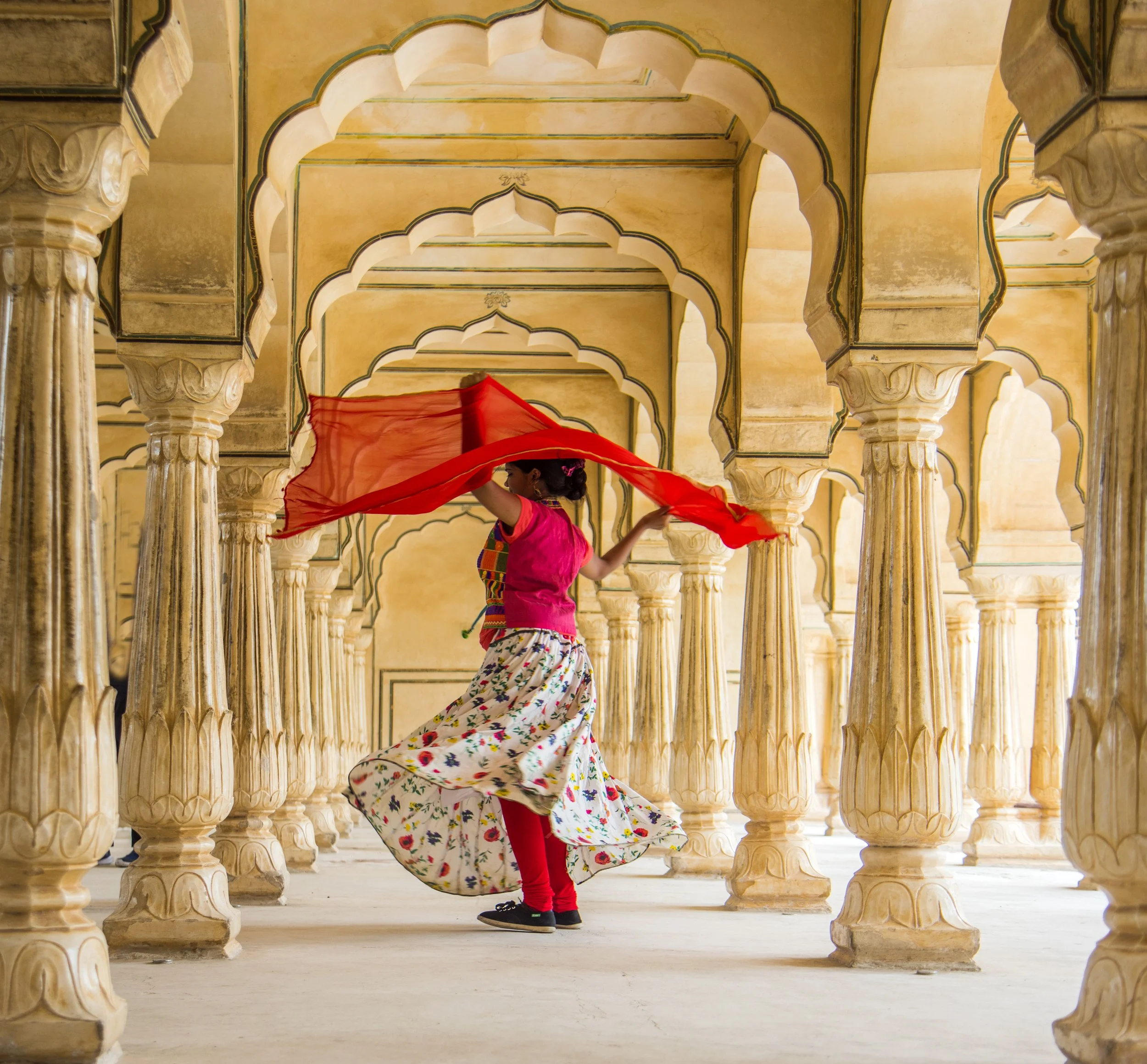 young-female-tourist-dancing-at-pillars-room-of-am-2026-01-05-00-42-16-utc.jpg