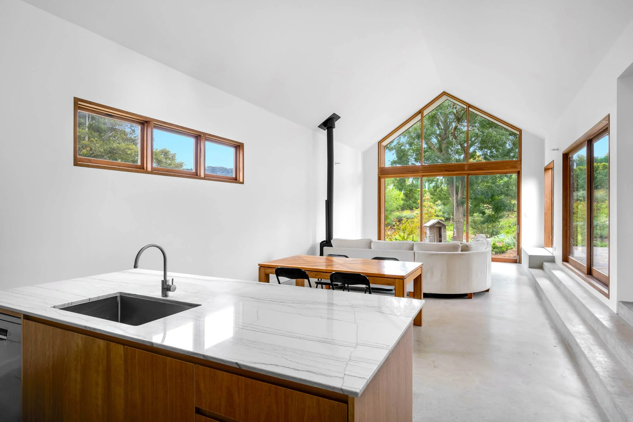 WebRes_RFX24050204_ copy.jpg