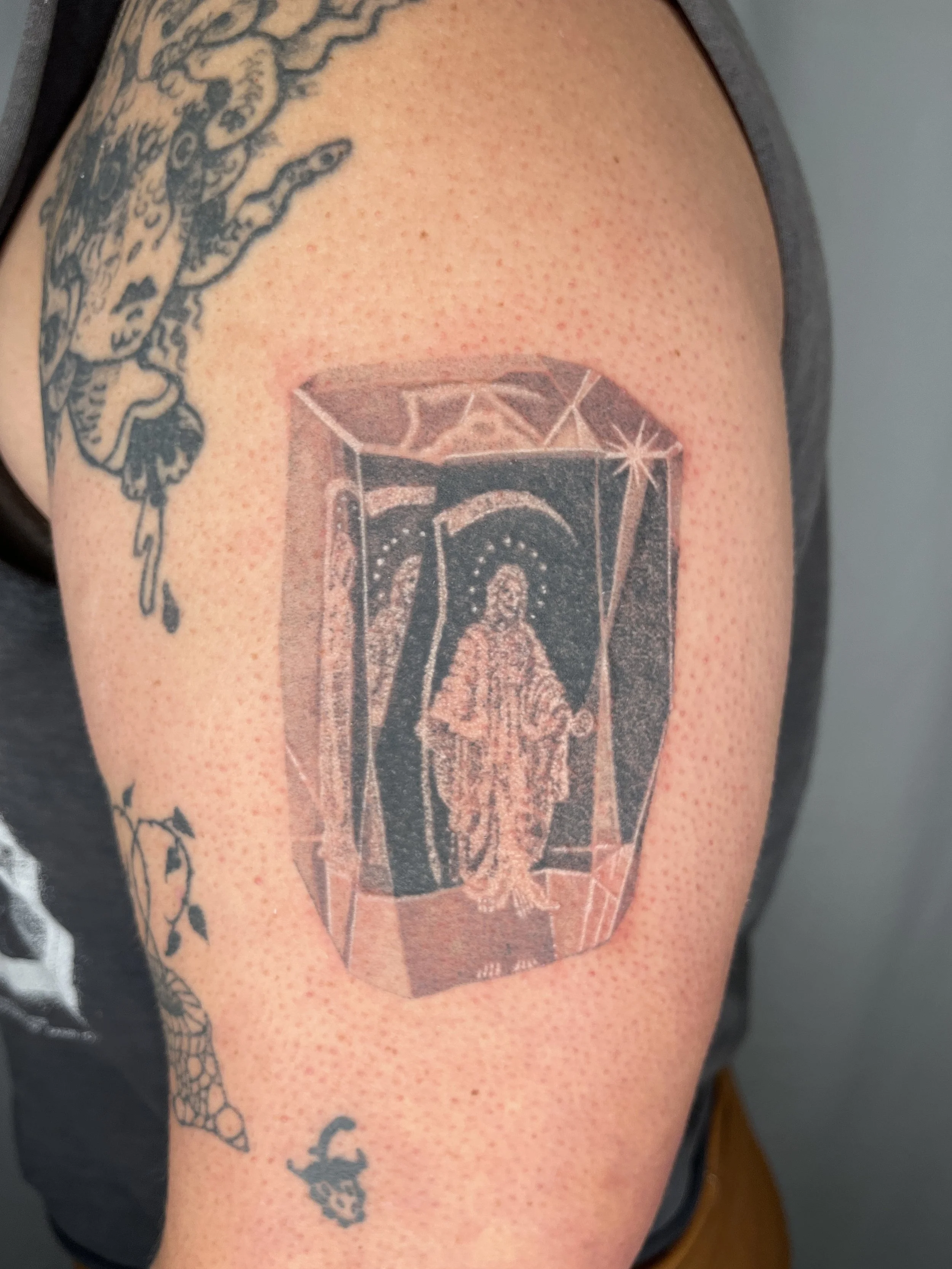 handpoke, 3 sessions, 12 hours