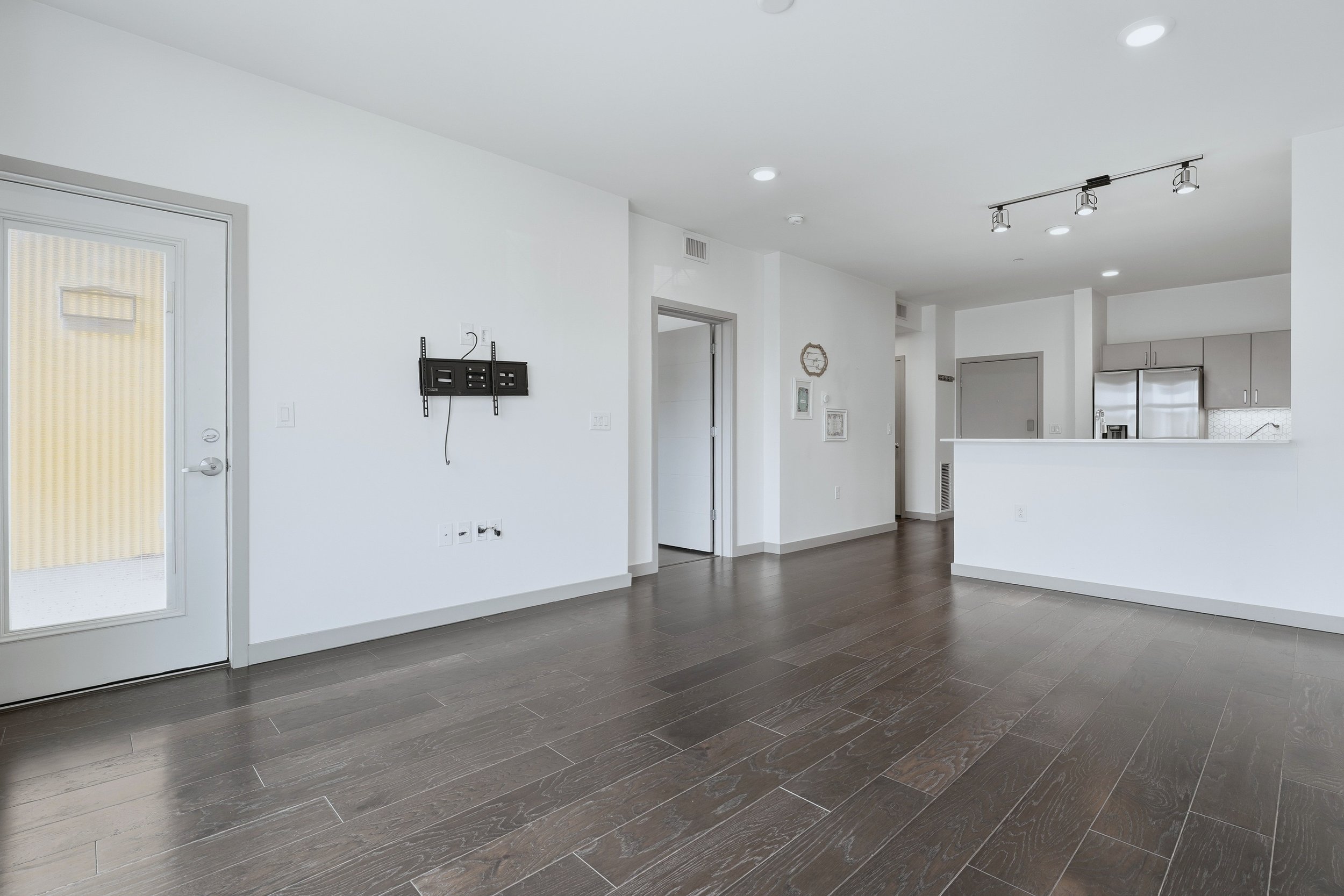 Shine Media 400 Herron Dr #115-7.jpg