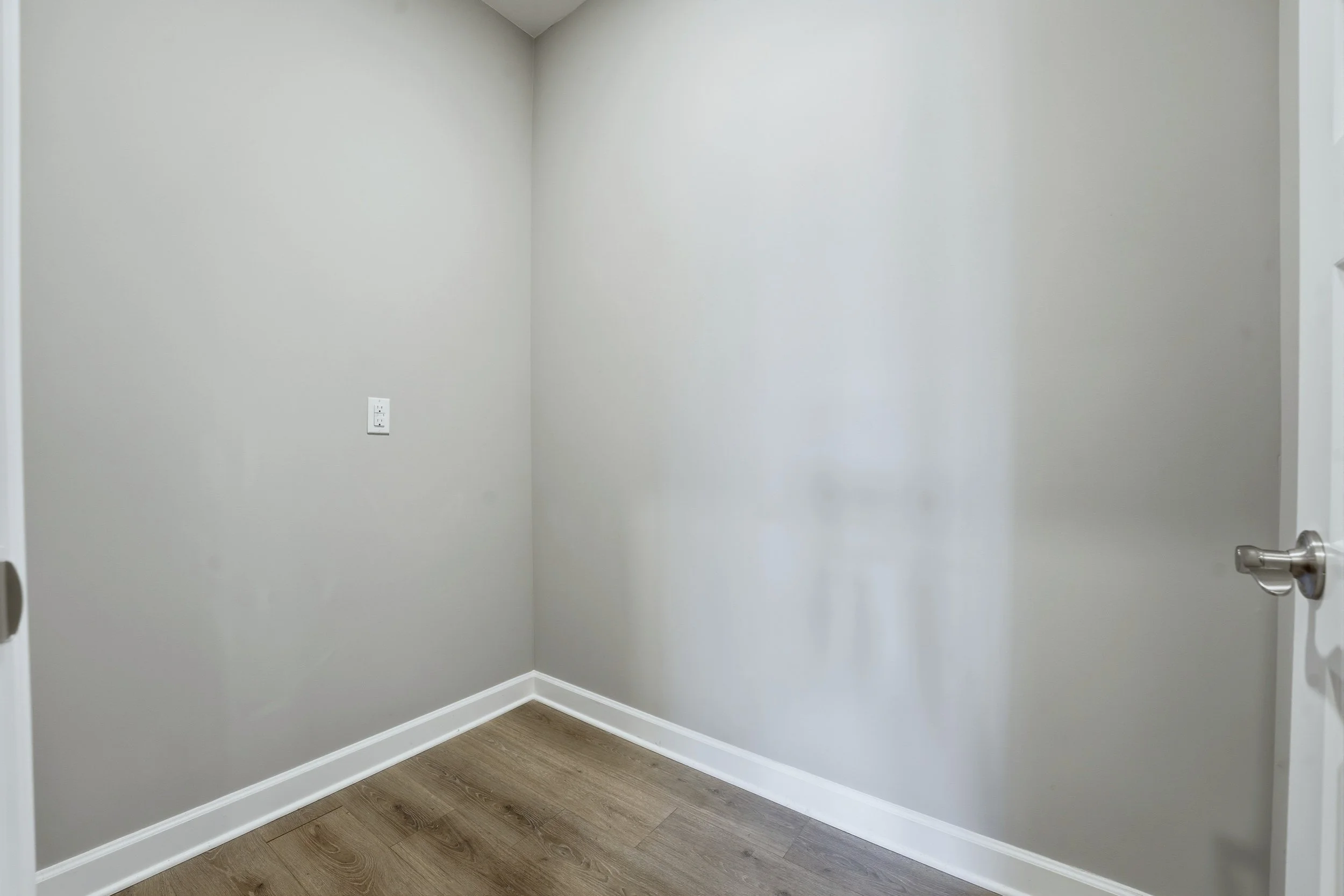 Shine Media 7483 Hwy 70 S apt 302-04.jpg