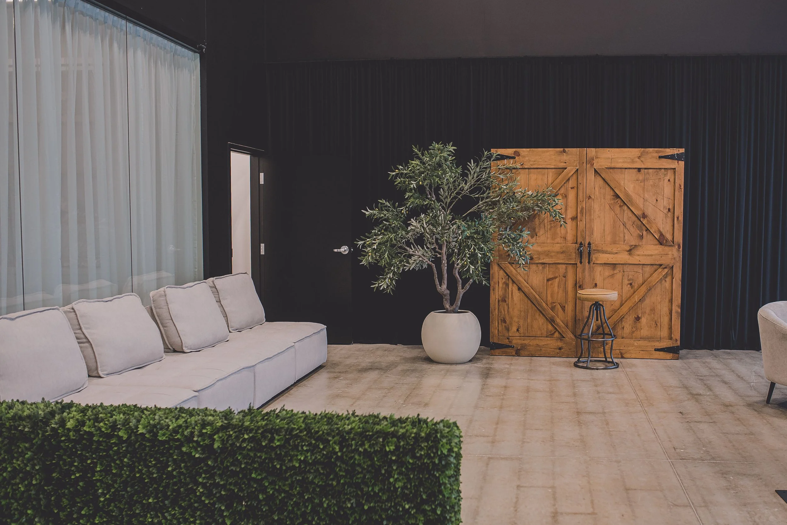 Event Space Offering Creative Backdrops for Photoshoots and Styled Shoots in Paris Ontario