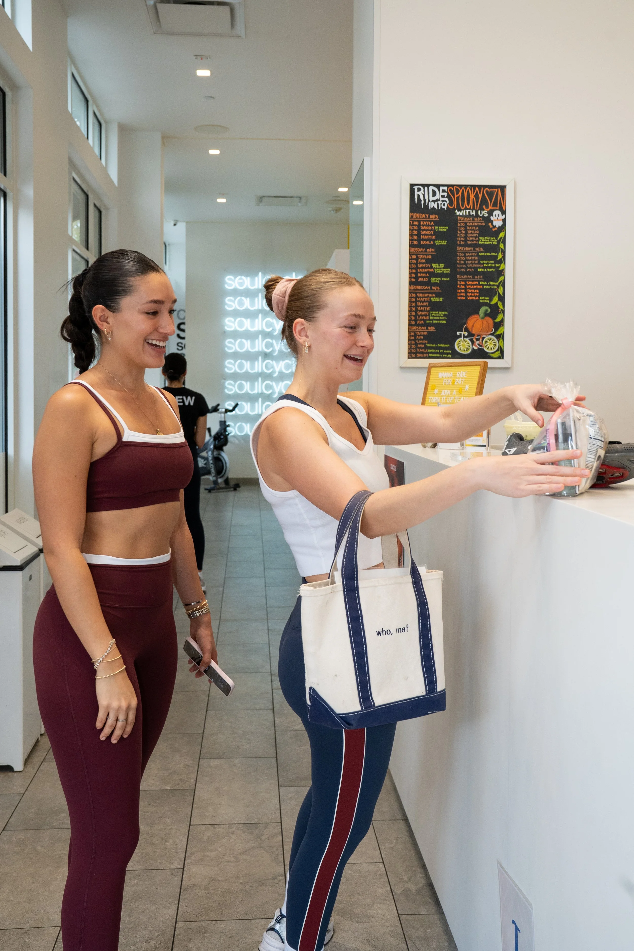AshGerlCreative_SoulCycle_FallActivation-33.jpg