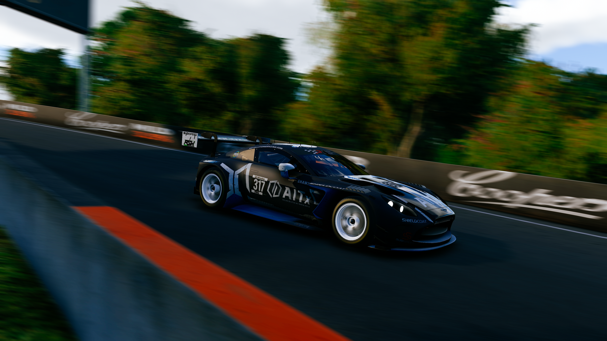 Bathurst-AITx_-_Revolution_eRacing_317-0_copy.png