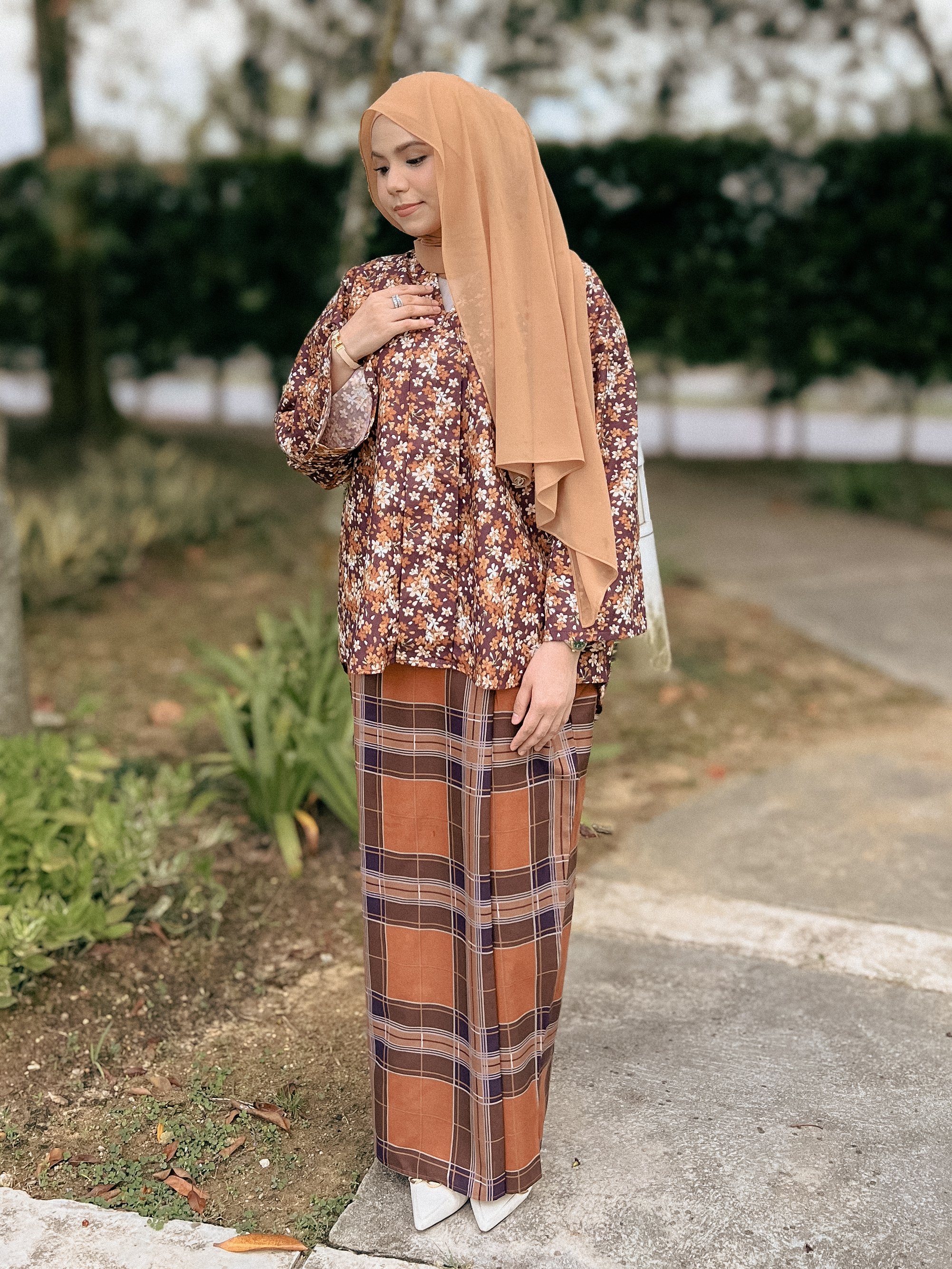 LEMBAYUNG BATIK - ADINDA NUSANTARA