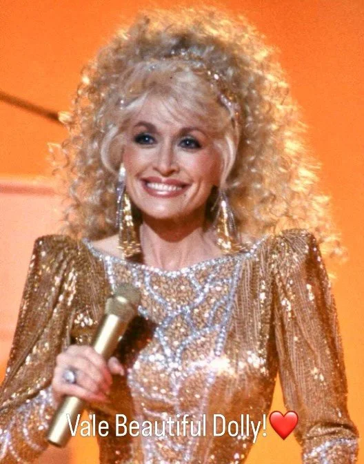 Beautiful Dolly, what a woman, and what a legacy💕 Never afraid to be herself, never one to shrink her personality and style, she spread joy and happiness, glamour and glitz&hellip;there&rsquo;ll never be another like her. Vale Dolly Parton❤️