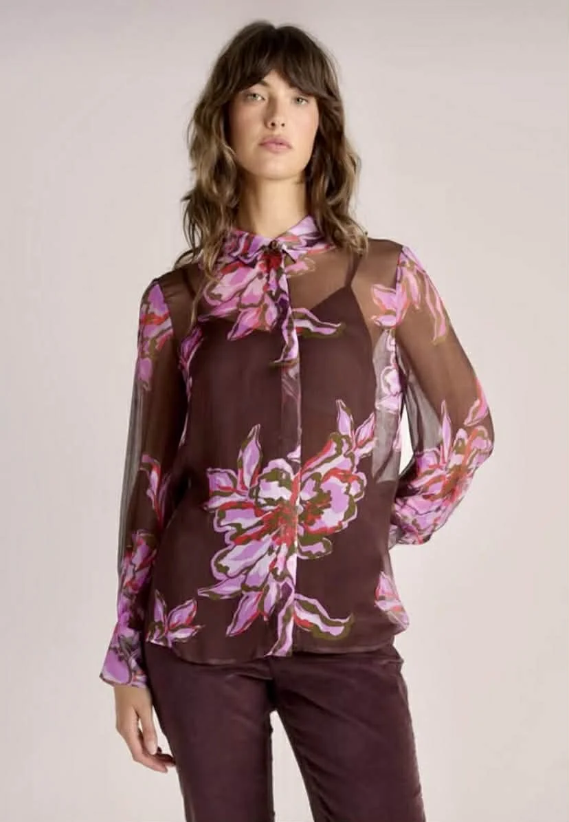 Fate & Becker brown & pink shirt