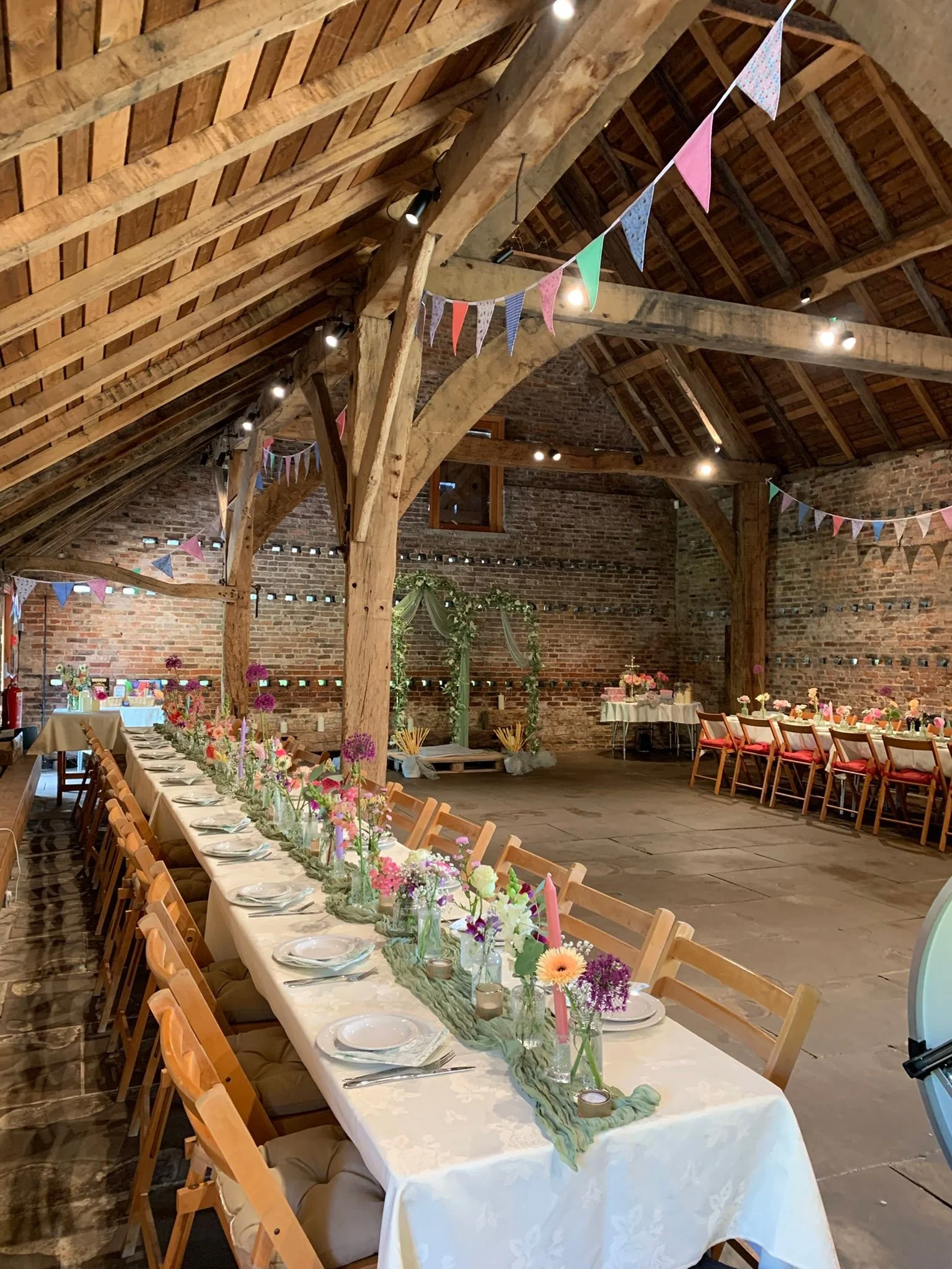 A vibrant, Sri Lankan wedding at the barn