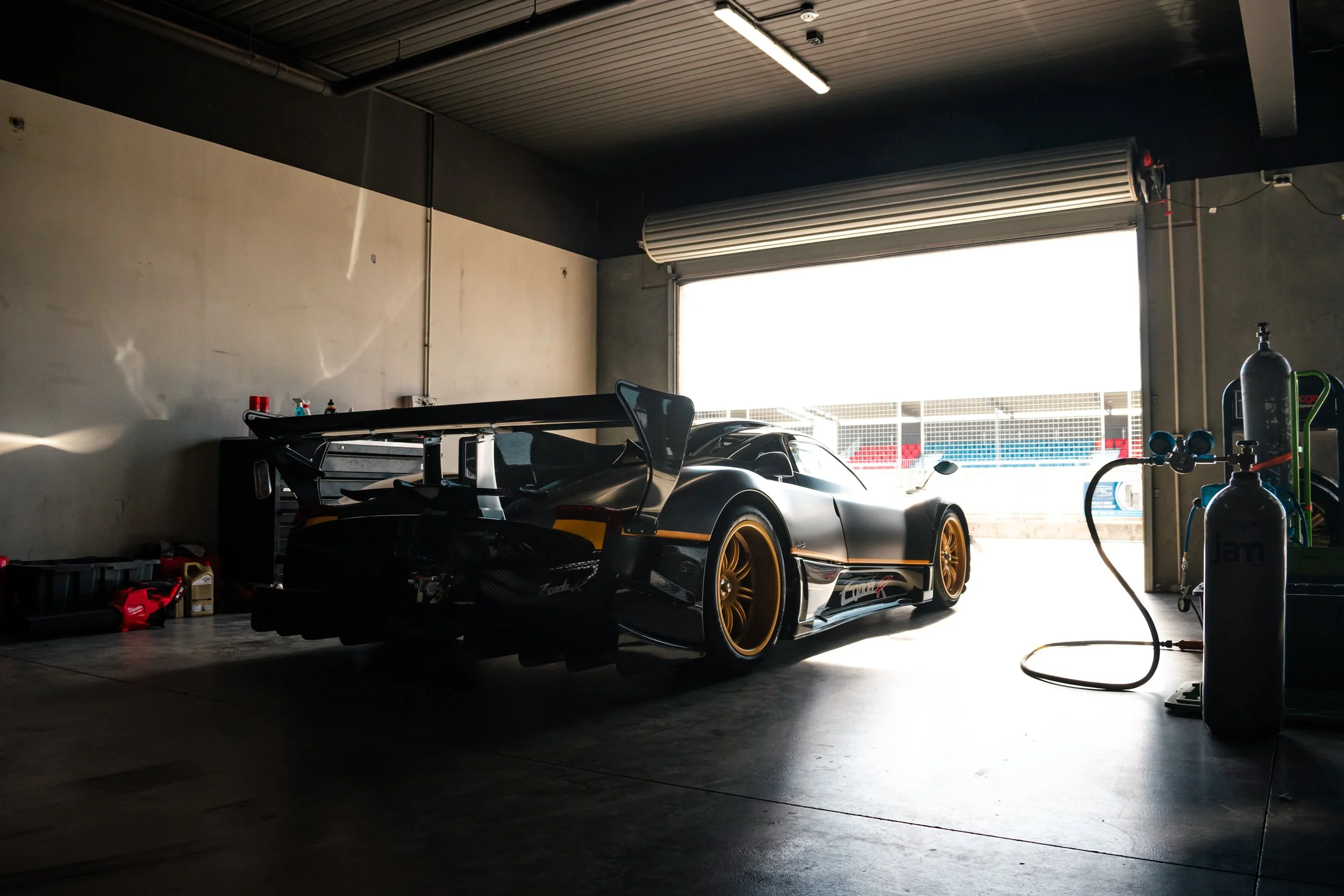 PAGANI-TheBend-9.jpg