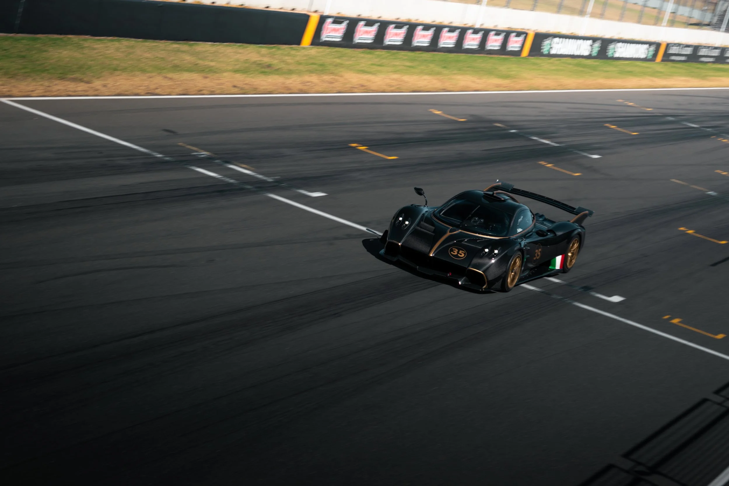 PAGANI-TheBend-90.jpg