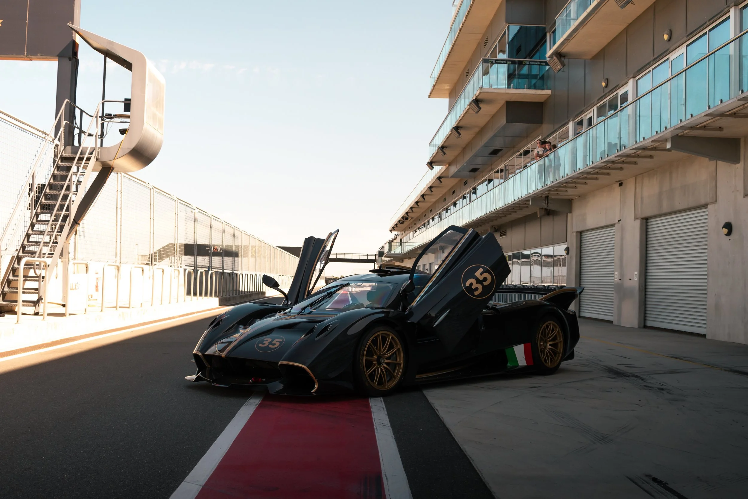 PAGANI-TheBend-98.jpg