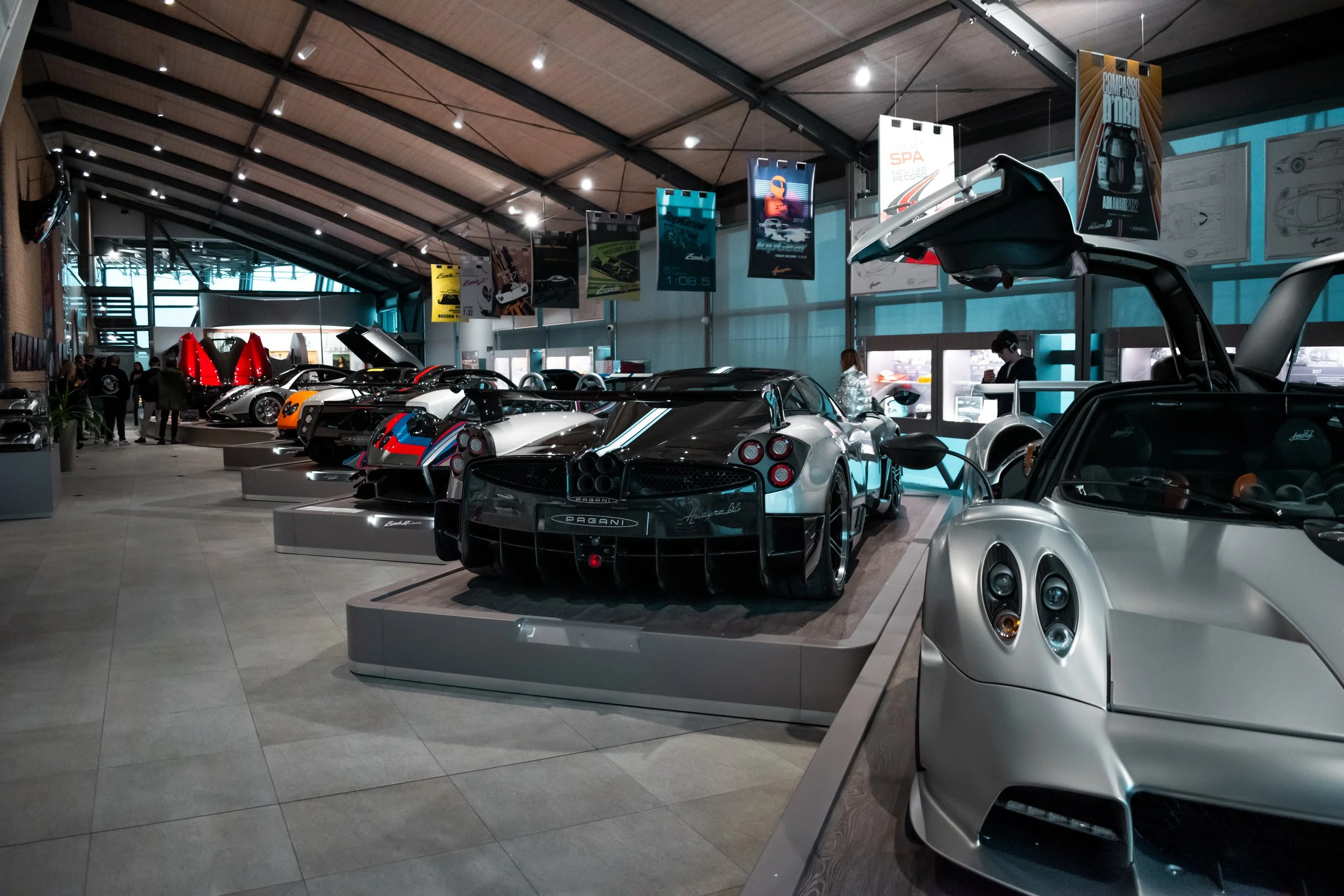pagani-40.jpg