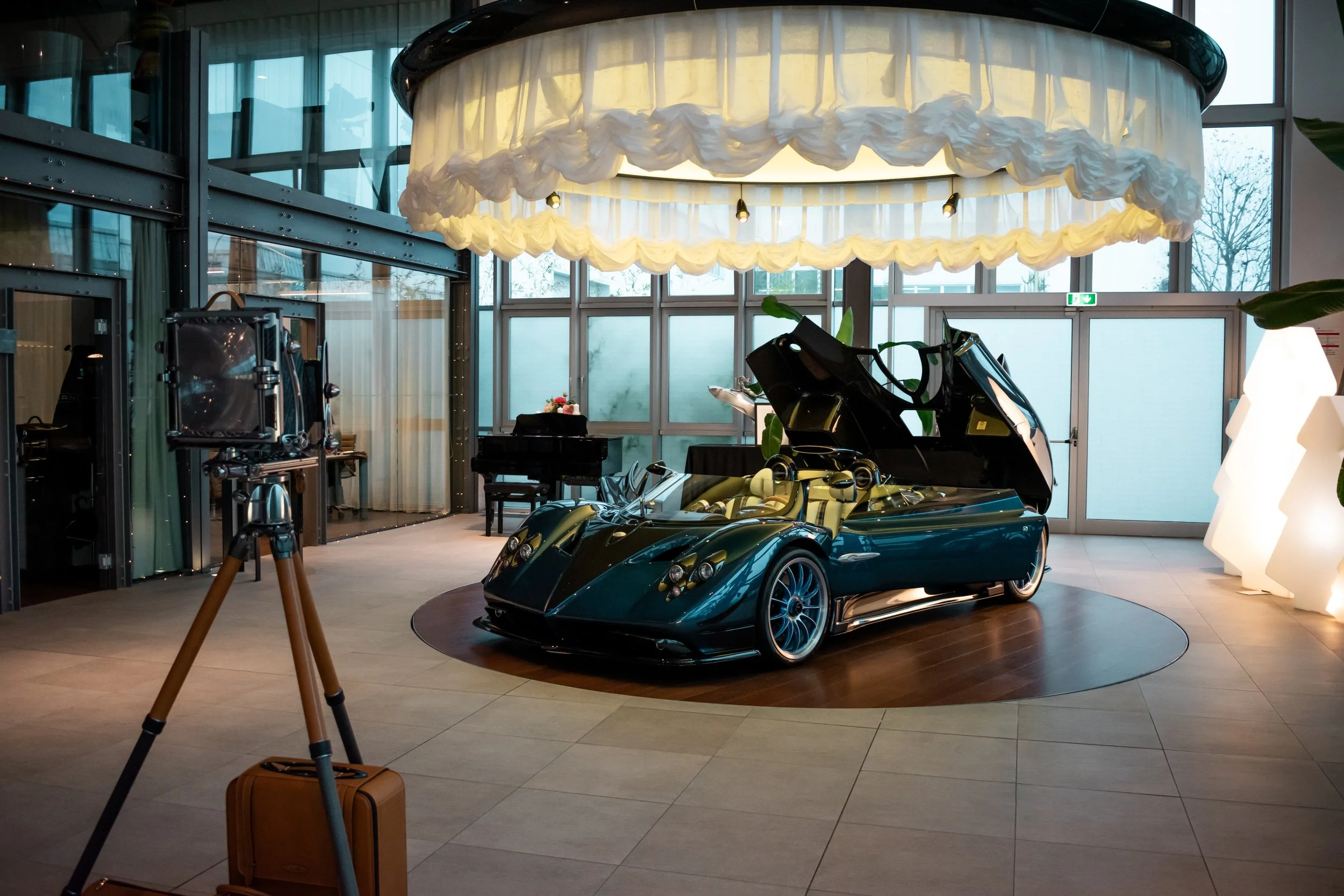 pagani-2.jpg
