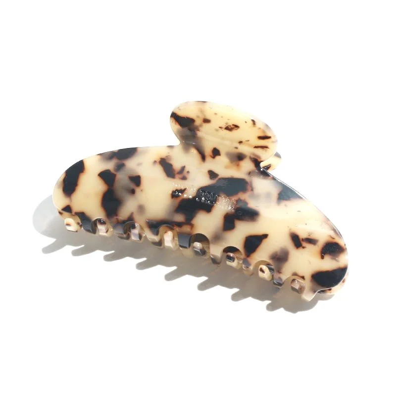 Kitty Paloma - Tortoiseshell Claw Clip