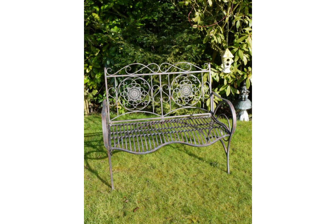 Vintage Elegance Metal Garden Bench
